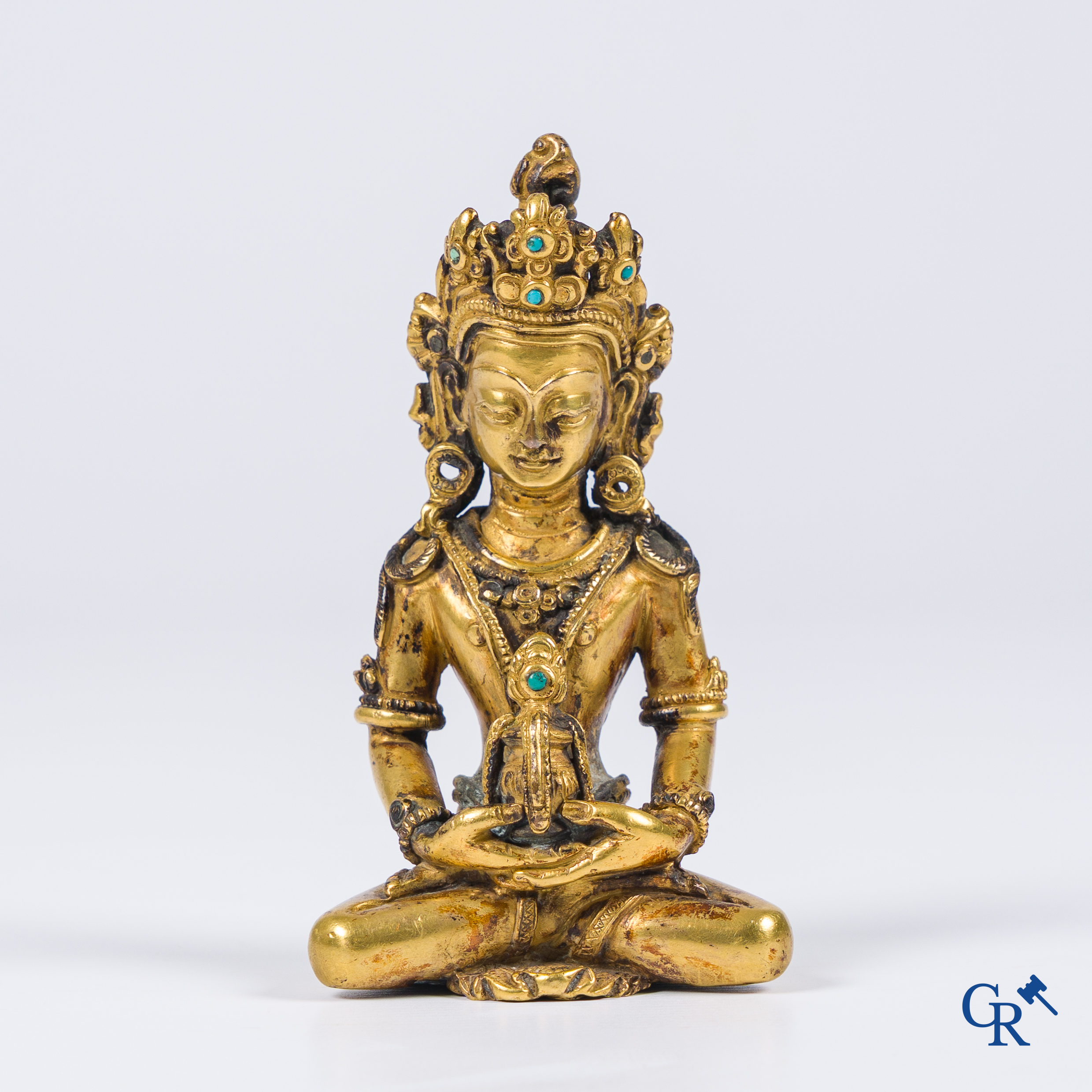 Aziatica, een uitzonderlijke fijn vergulde met turquoise ingelegde bronzen Sino-Tibetaanse voorstelling van Vajrasattva.