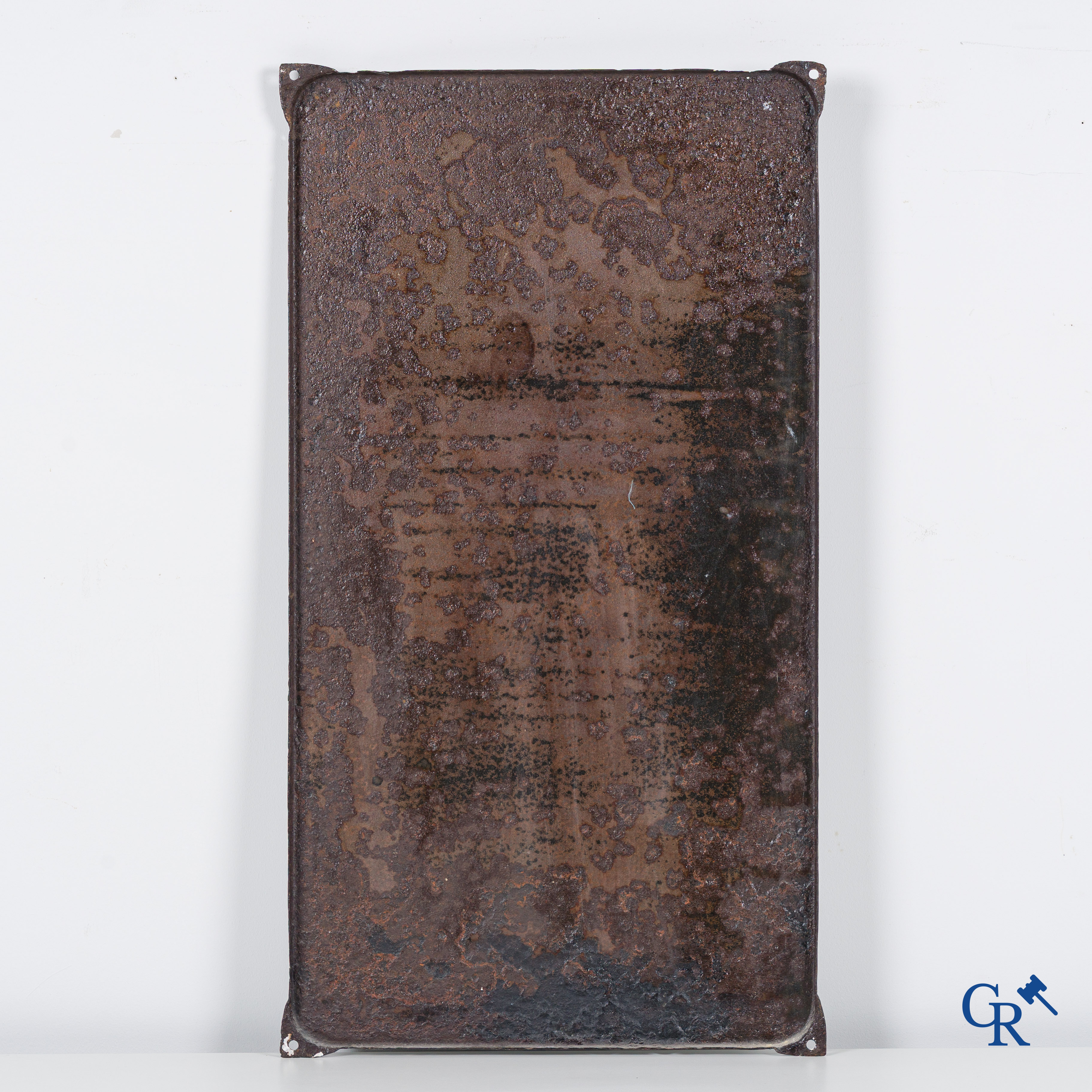 Spa Monopole, plaque émaillée publicitaire représentant "Pierrot" après un dessin de Jean D'Ylen. 1950.