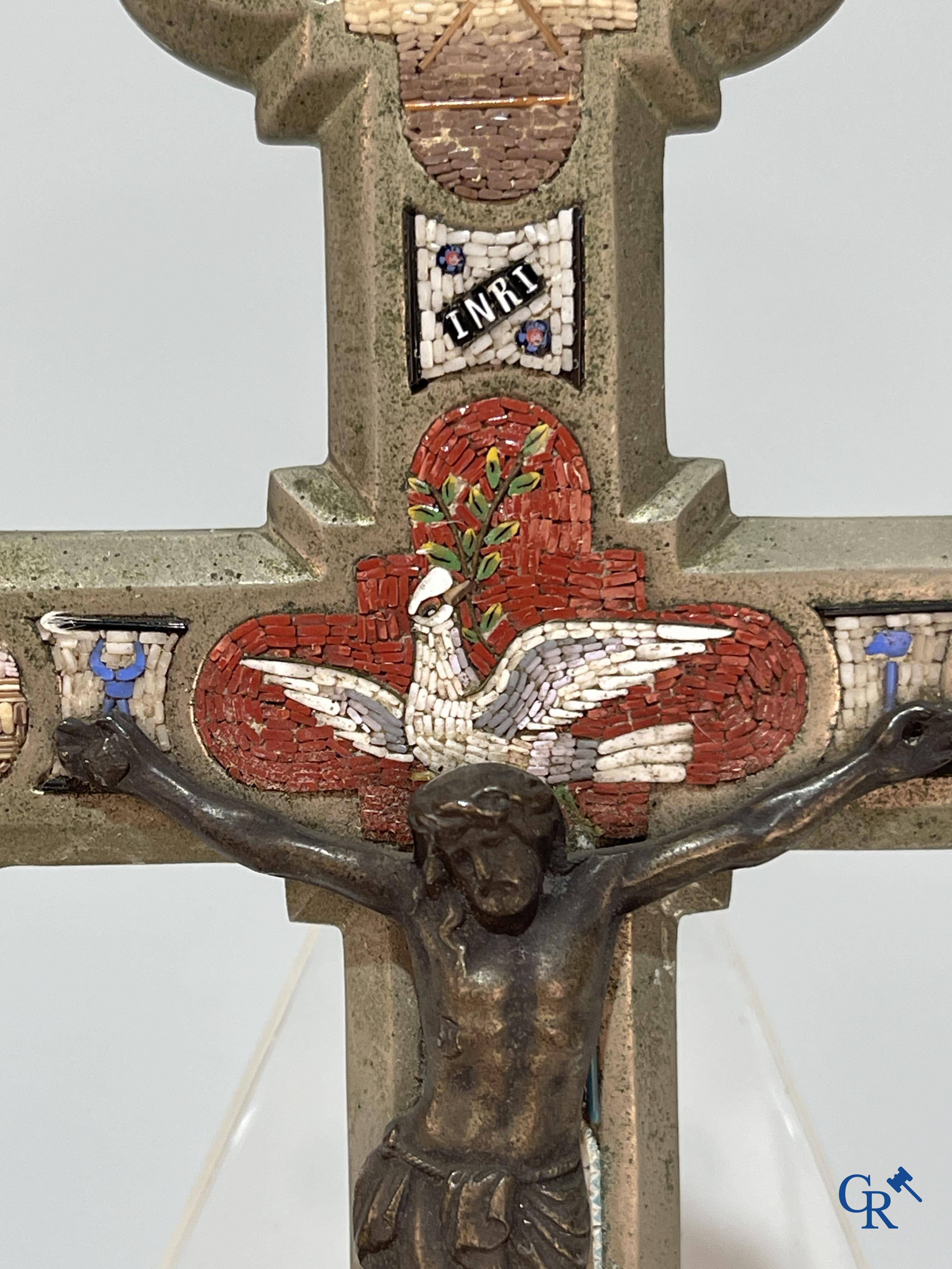Religious objects, a bronze cross with finely inlaid micro mosaic. Late 19th century.