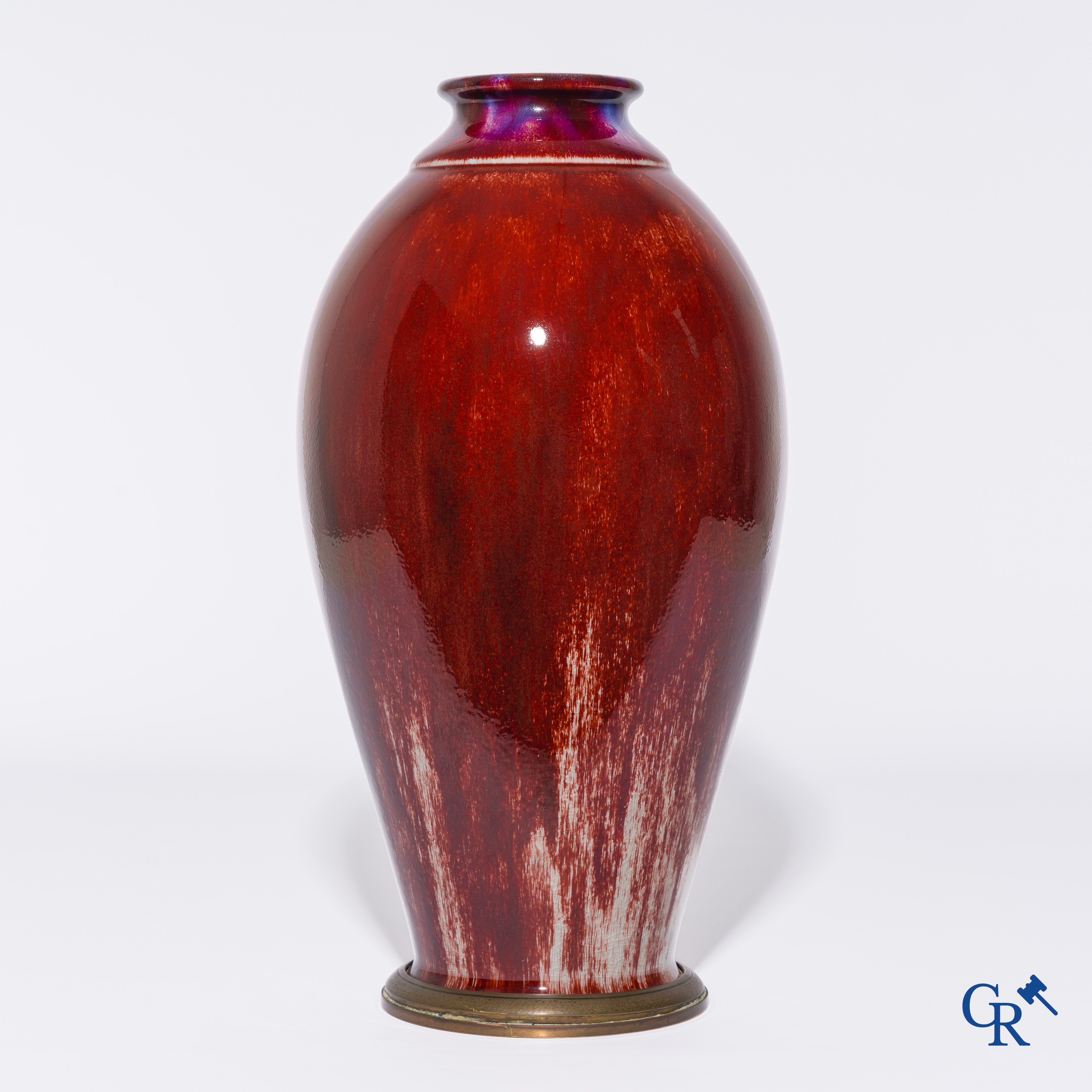 Art Deco, Manufacture Nationale de Sevres. Enamelled porcelain vase "Sang de boeuf". Stamp, dated 1926 and letters DN.