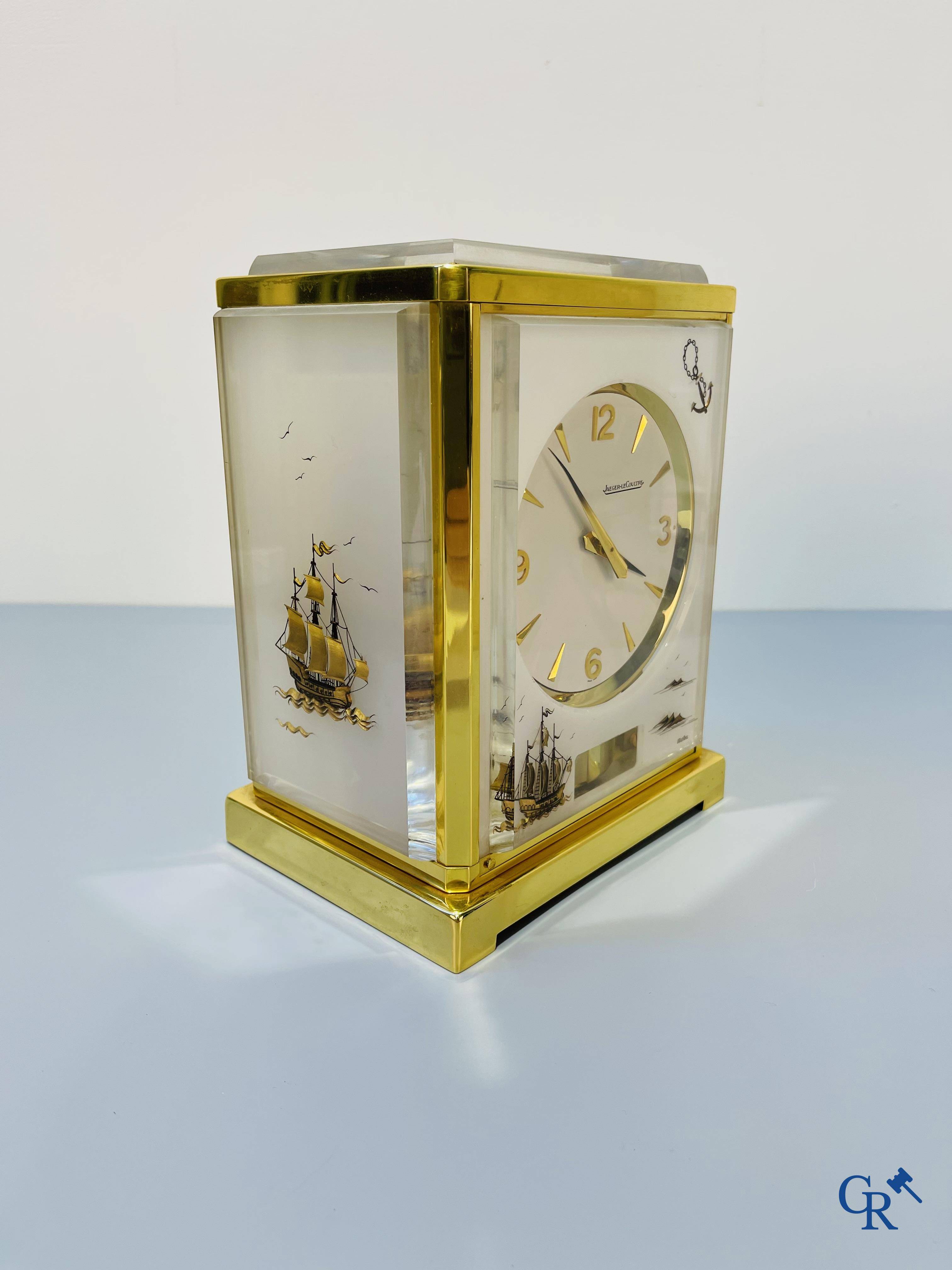 Jaeger-LeCoultre, Pendule Atmos Marina in original storage case and original box of delivery.
