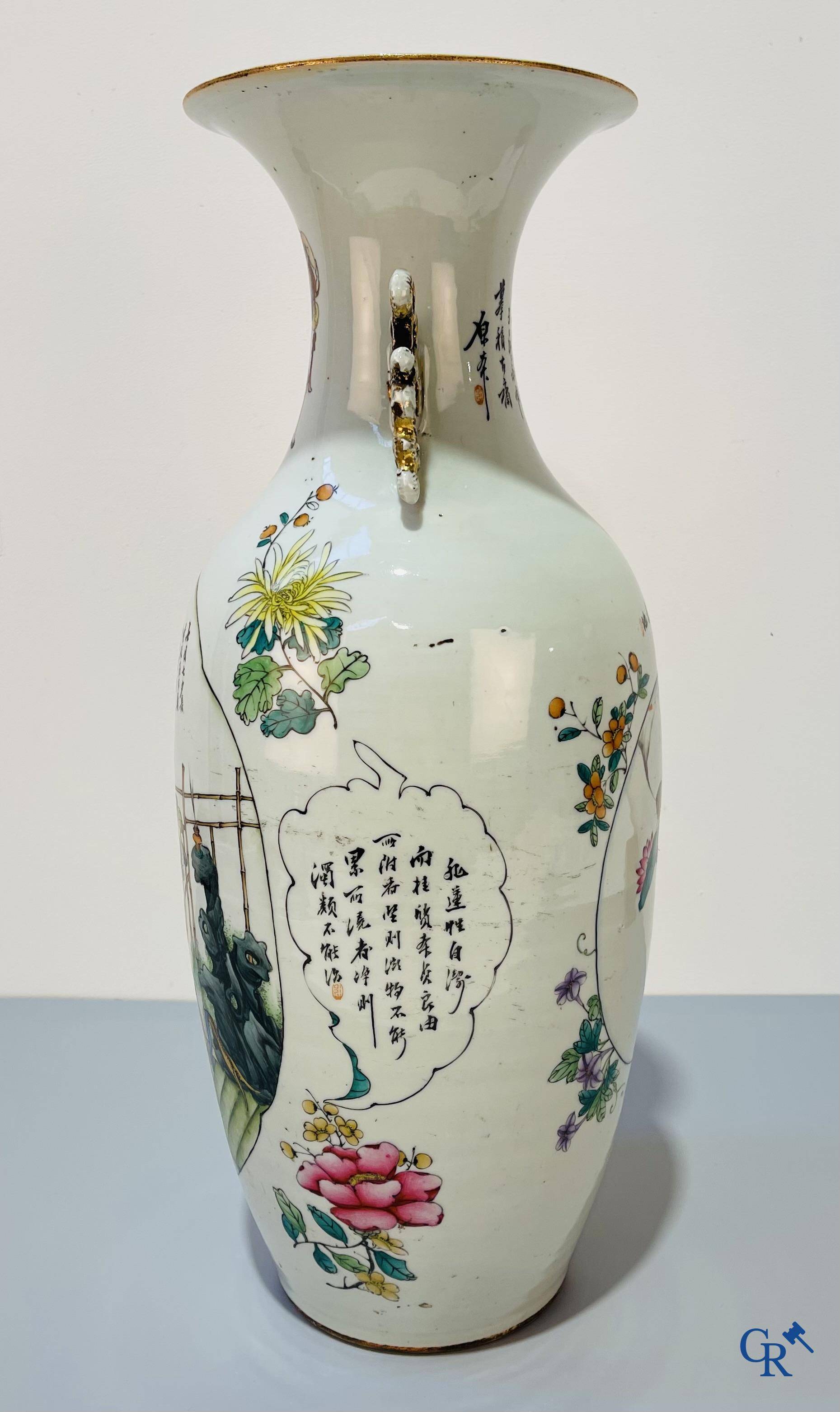 Asian Art, Chinese porcelain, a Chinese double decor vase with court scenes and calligraphy. Republic period.