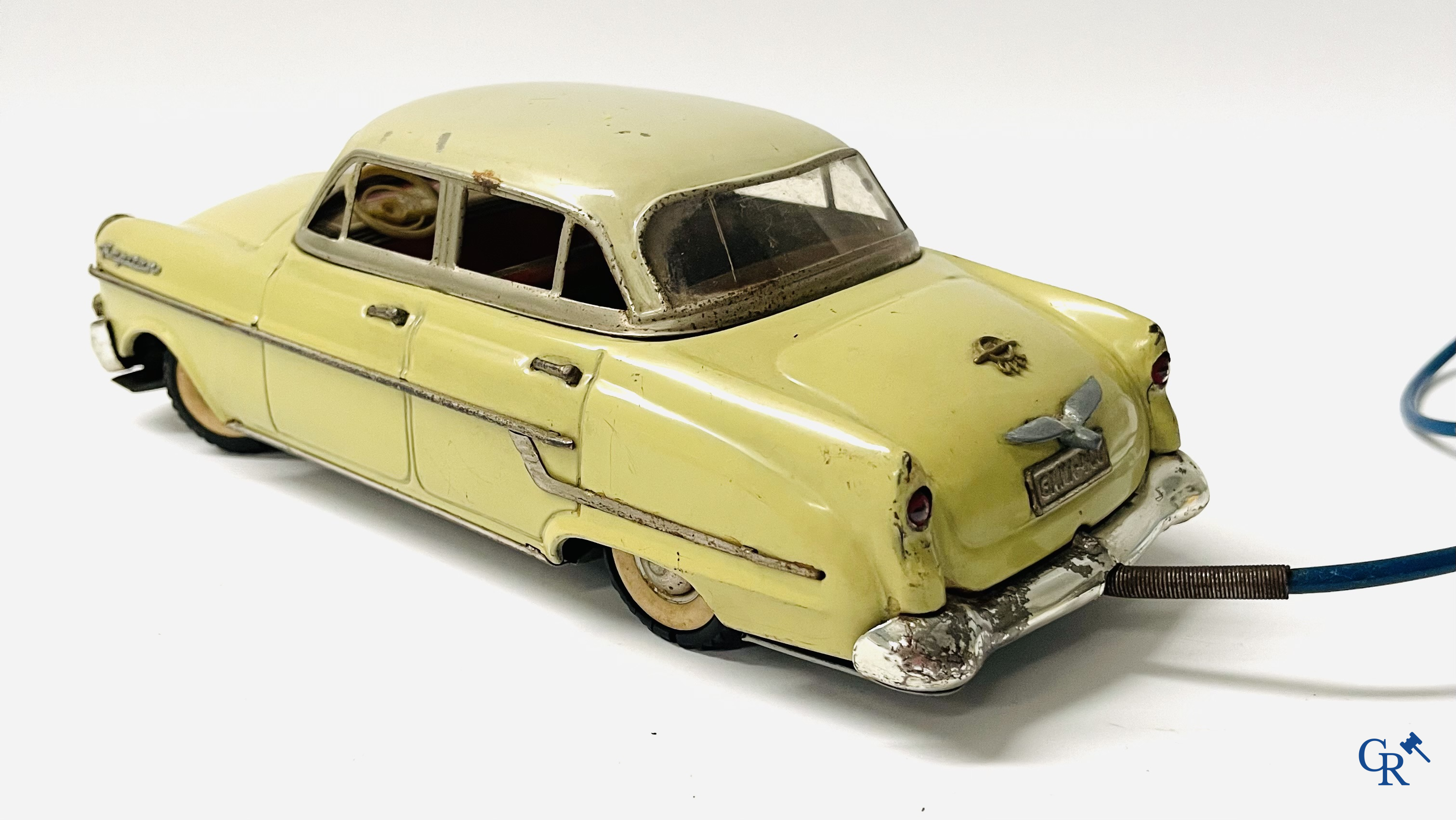 Old toys. Gama 400, Opel Kapitän in painted tin. Battery operated. 1950's.