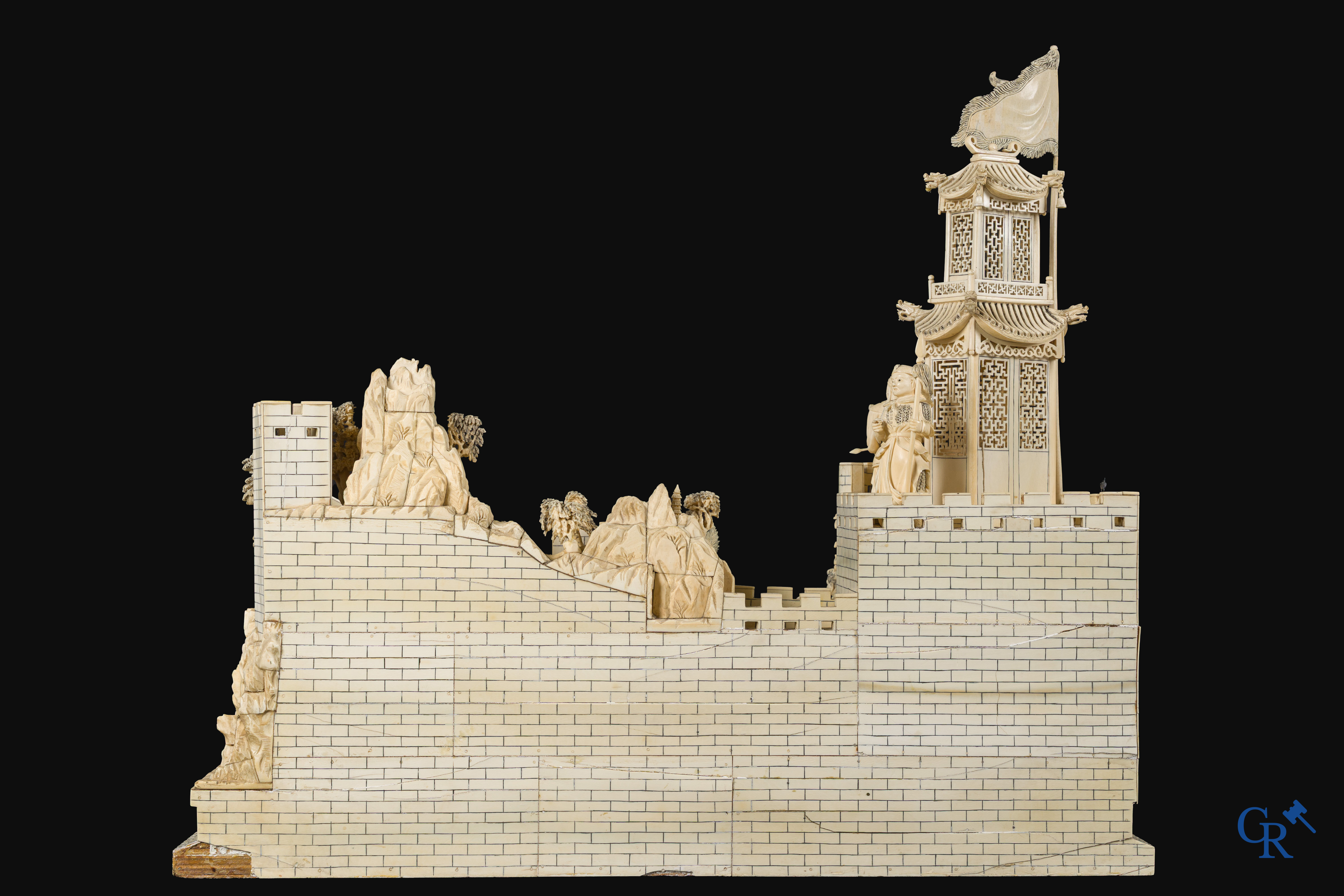 Aziatica, een grote Chinese groep in ivoor en hout. Late Qing-dynastie (1644-1912).