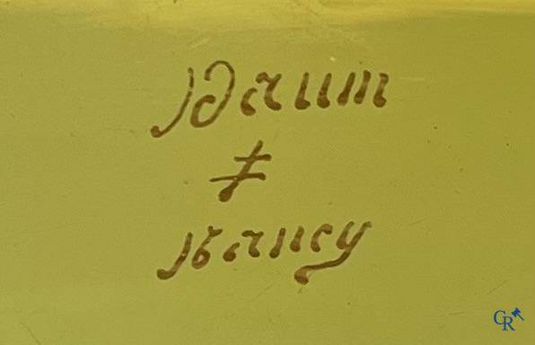 Daum Nancy. Large jardiniere in cameo glass with a decor of chestnut branches on a yellow relief background.