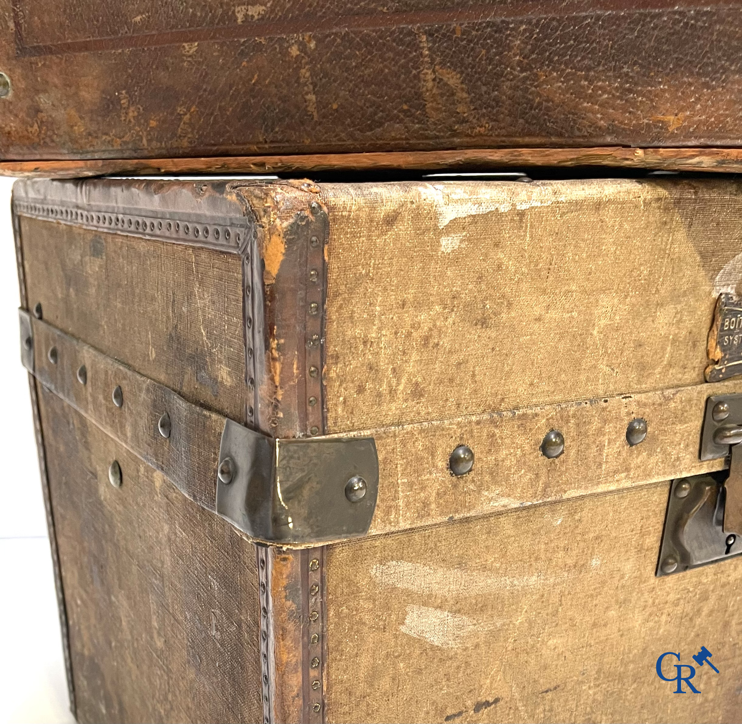 2 Antique decorative suitcases, wood and leather. Circa 1900.