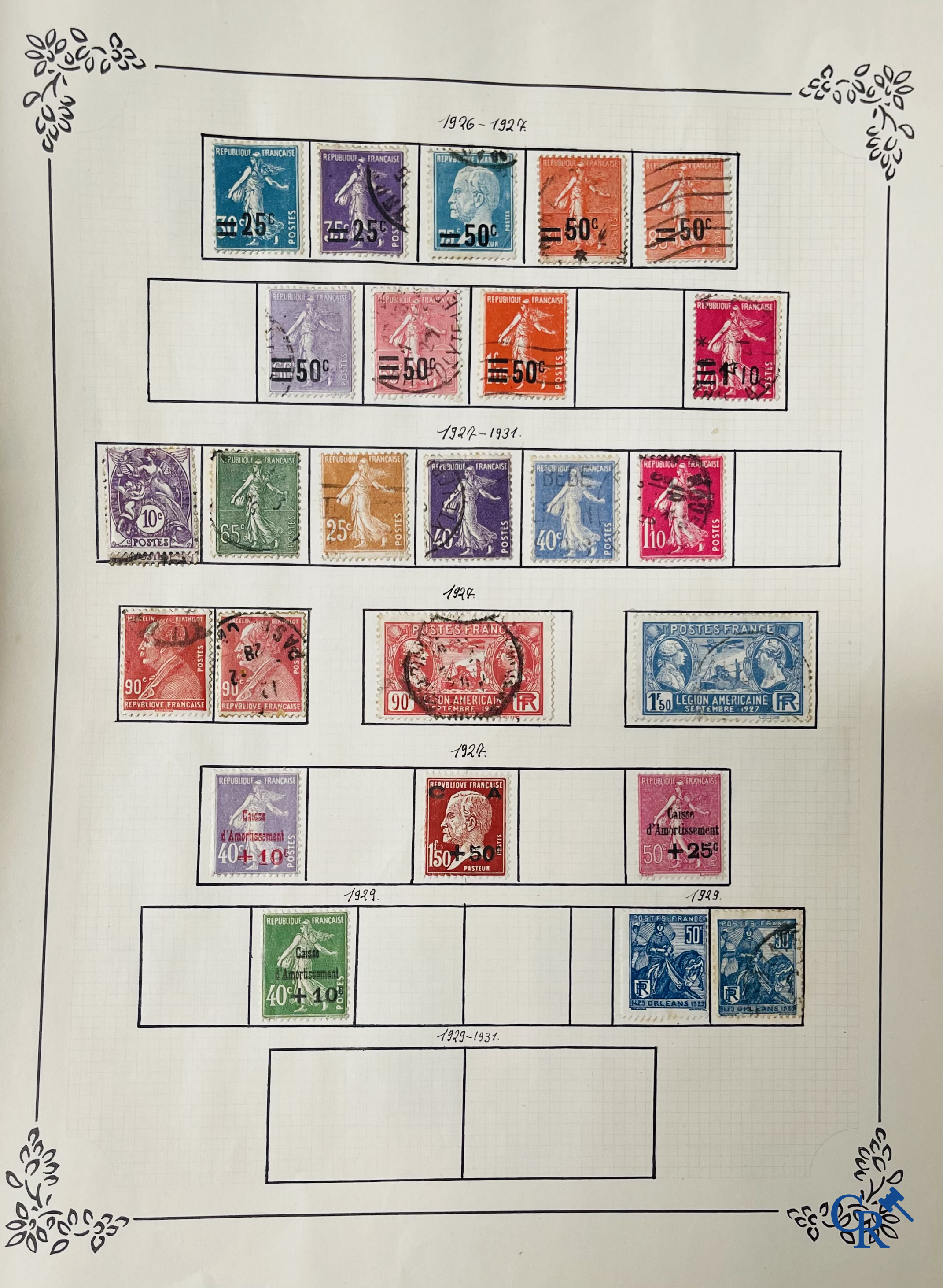 Filatelie. Album met verschillende zeldzame antieke postzegels, waaronder vroege Belgische postzegels.