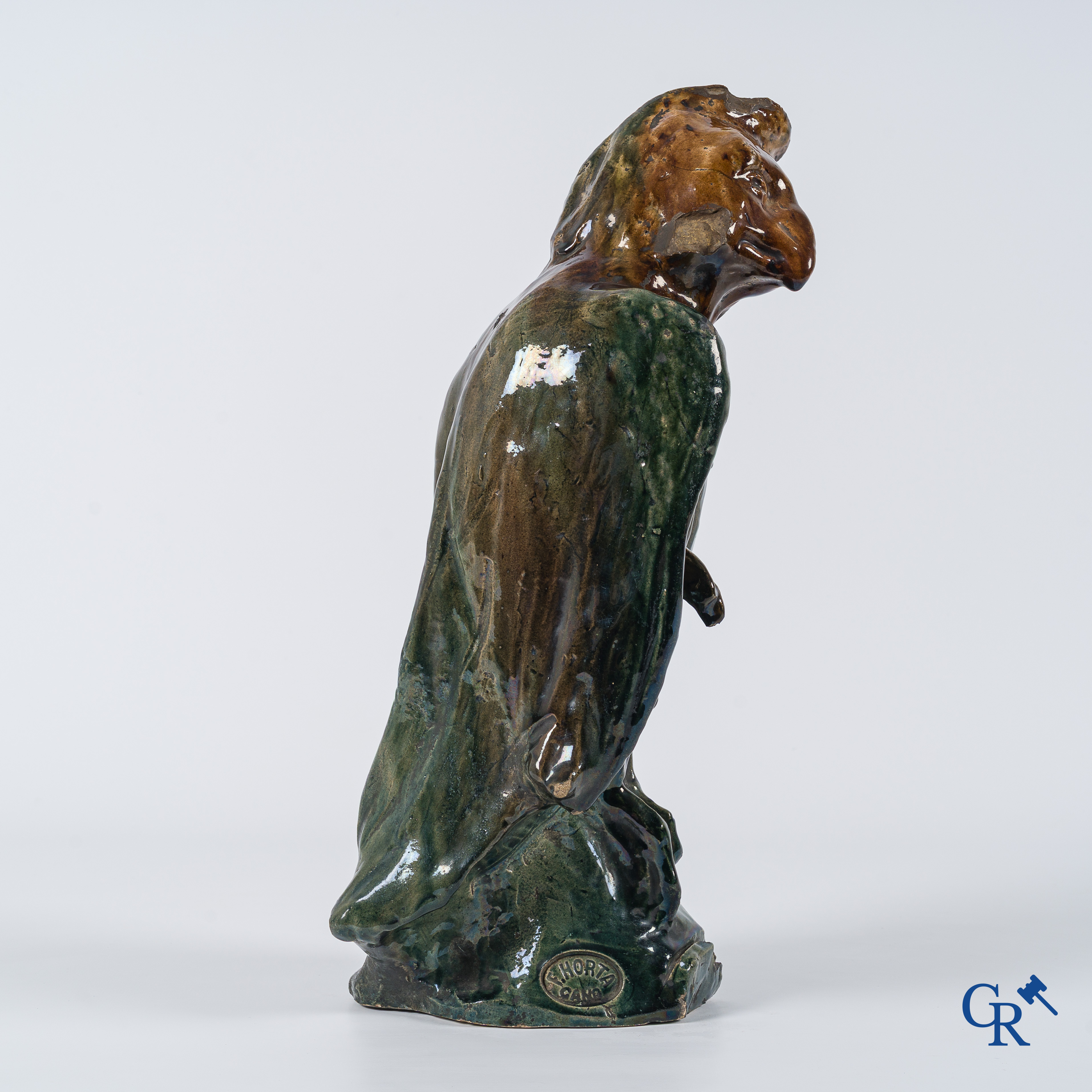Vlaams aardewerk. Arthur Craco voor de ateliers van Fréderic Horta. Stempel van het atelier F. Horta Gand. Circa 1900.