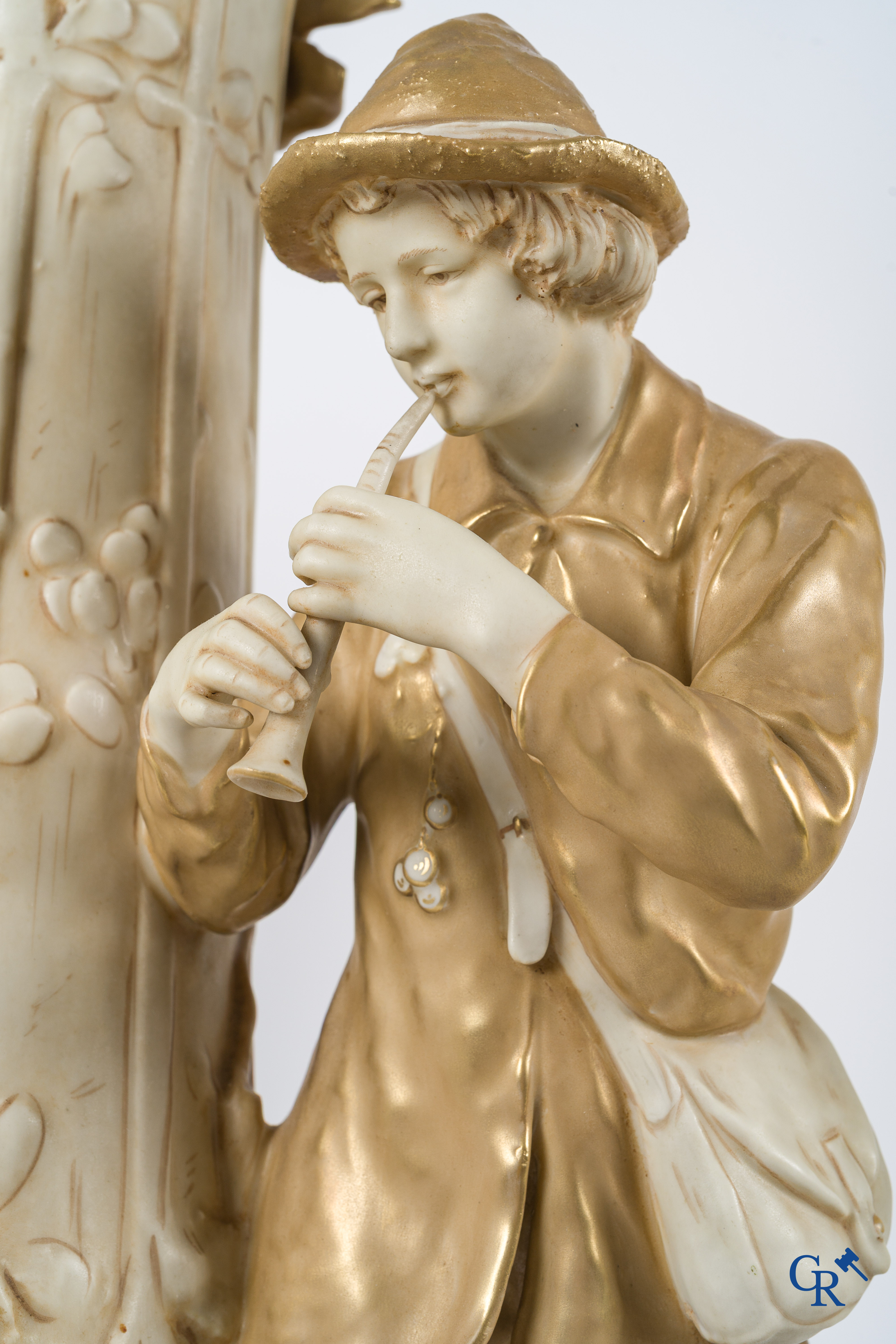 Royal Dux Bohemia. Imposant 3 stel in porselein. Art Nouveau. Gemerkt. Circa 1900.