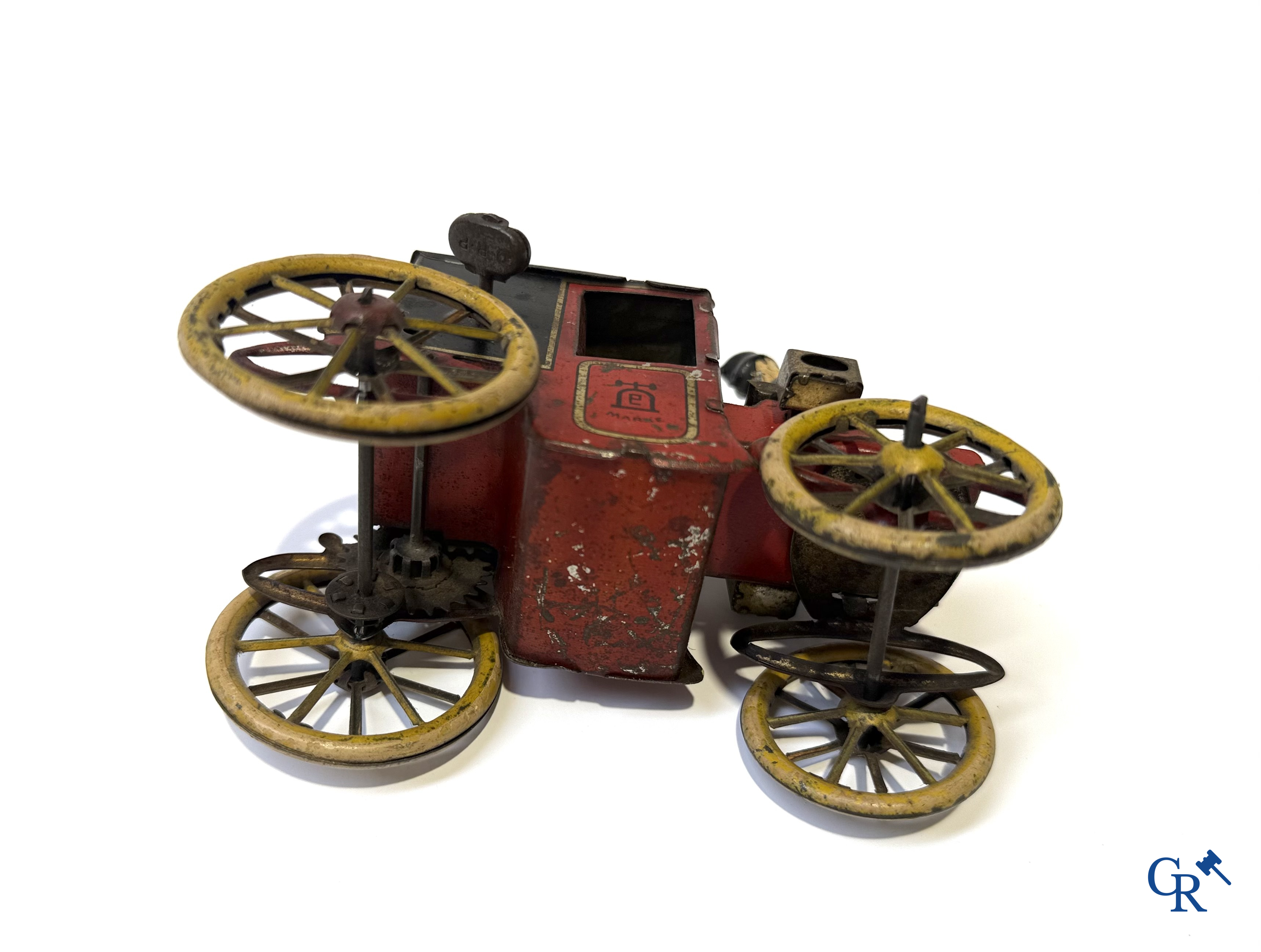 Lehmann, "Motor Kutsche" mechanisch speelgoed in beschilderd blik. Duitsland circa 1906.