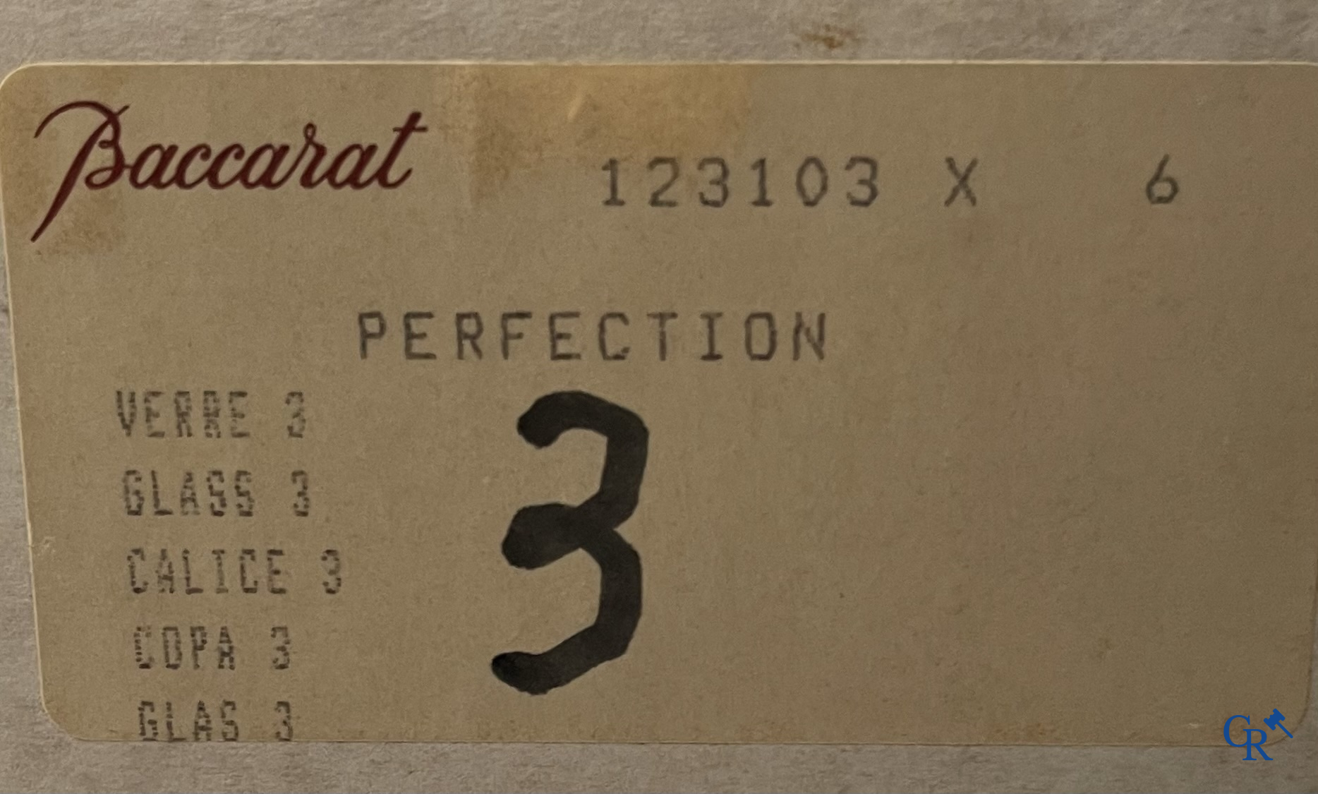 Baccarat France. Een groot lot (87 stuks) met kristallen glazen. De meeste in de originele doos. Gesigneerd.