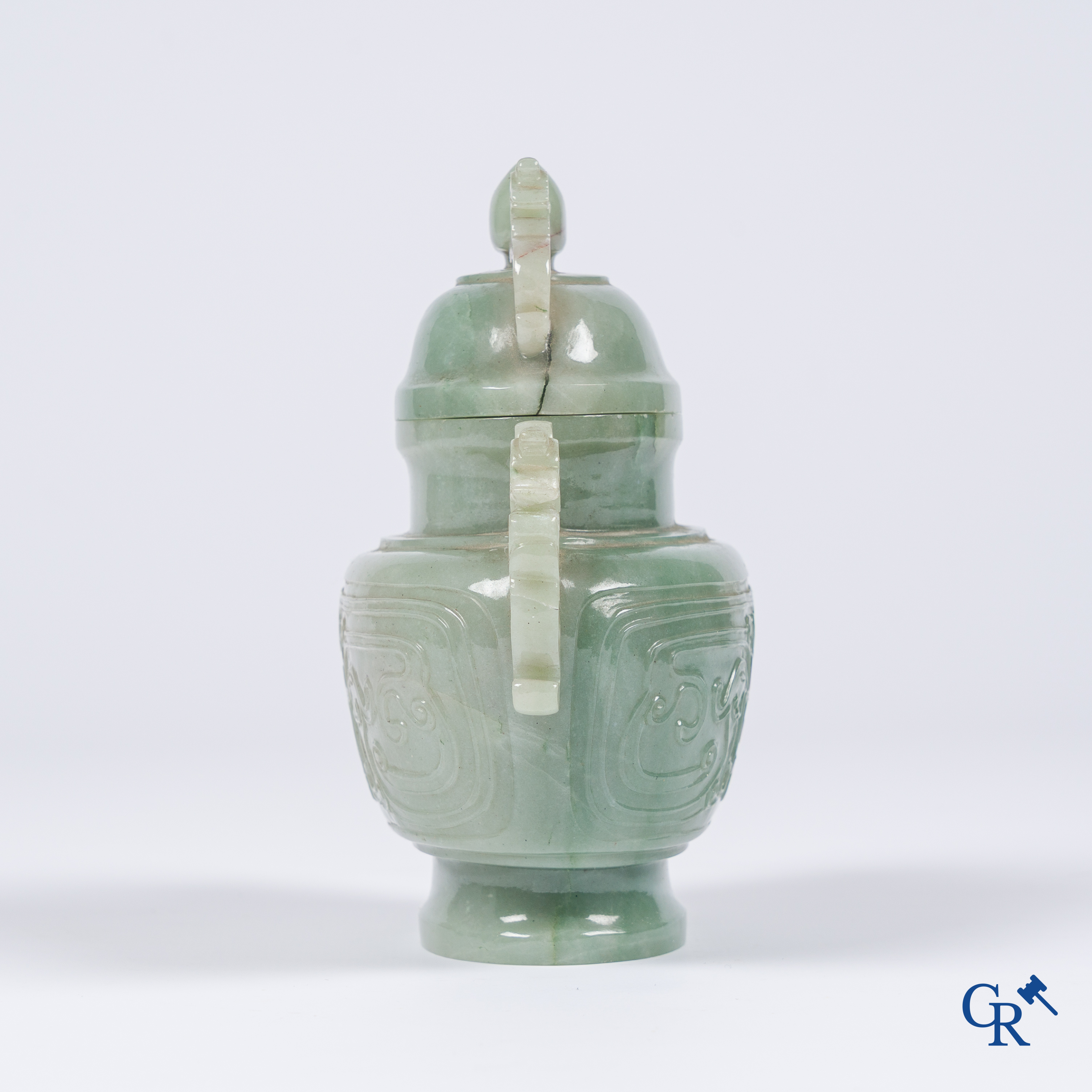Aziatica, een Chinese groene jade wierookbrander.