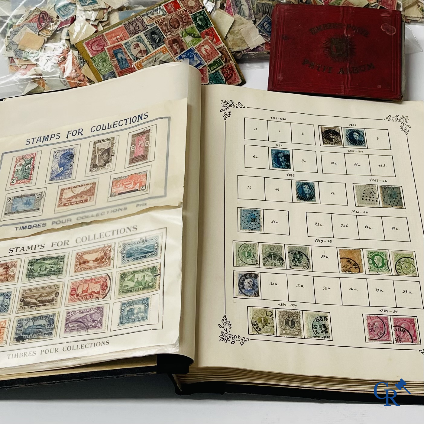 Filatelie. Album met verschillende zeldzame antieke postzegels, waaronder vroege Belgische postzegels.