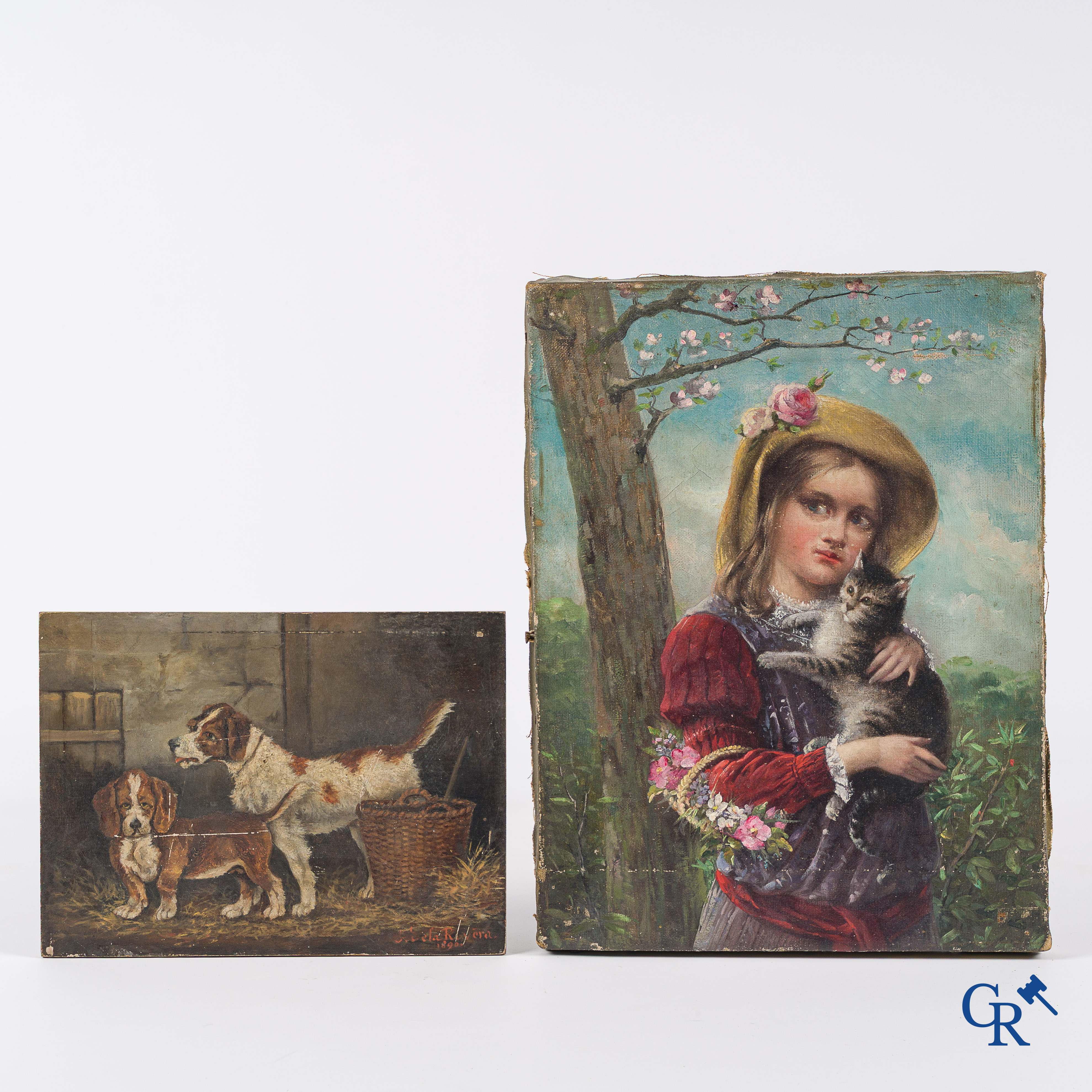 2 romantische schilderijtjes, meisje met kat en 2 spelende hondjes, gesigneerd De La Royèra, 1890.