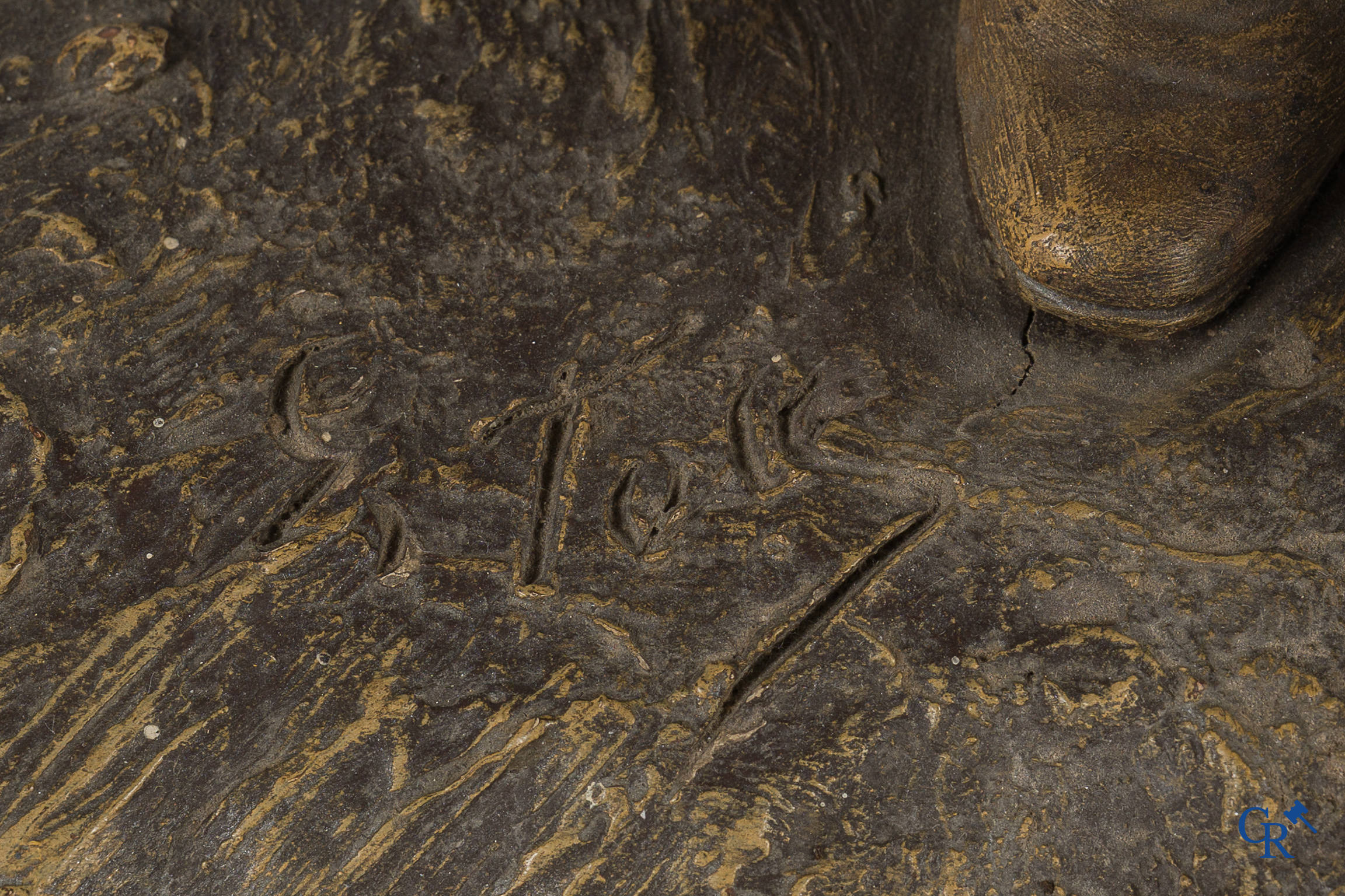 Friedrich Goldscheider Wien. Groot terra cotta beeld, de waterdraagsters. Gesigneerd G. Tole, circa 1910.