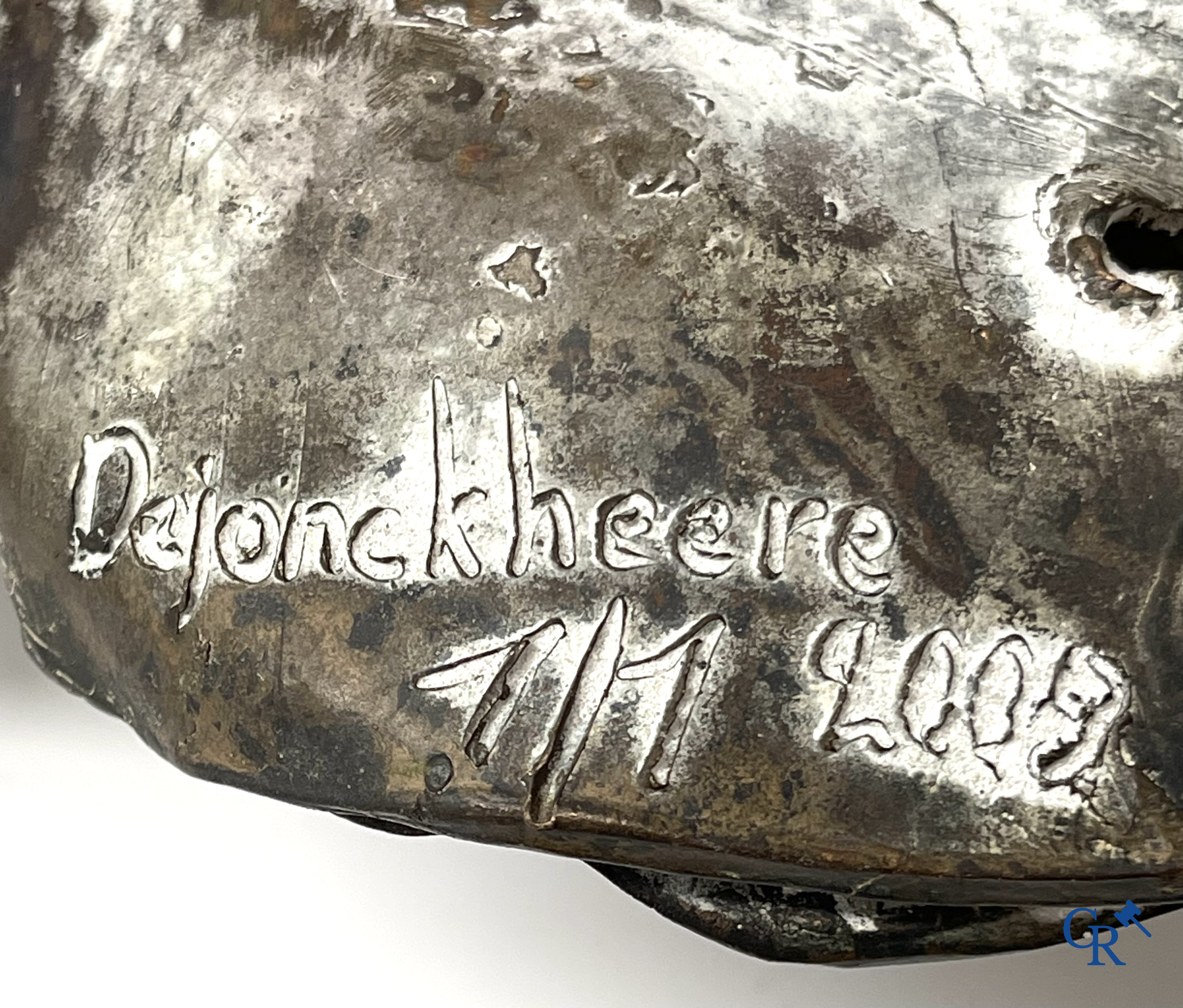 Eric Dejonckheere (1948)(*) Bronzen voorstelling in de verloren wastechniek. 1/1, 2009.