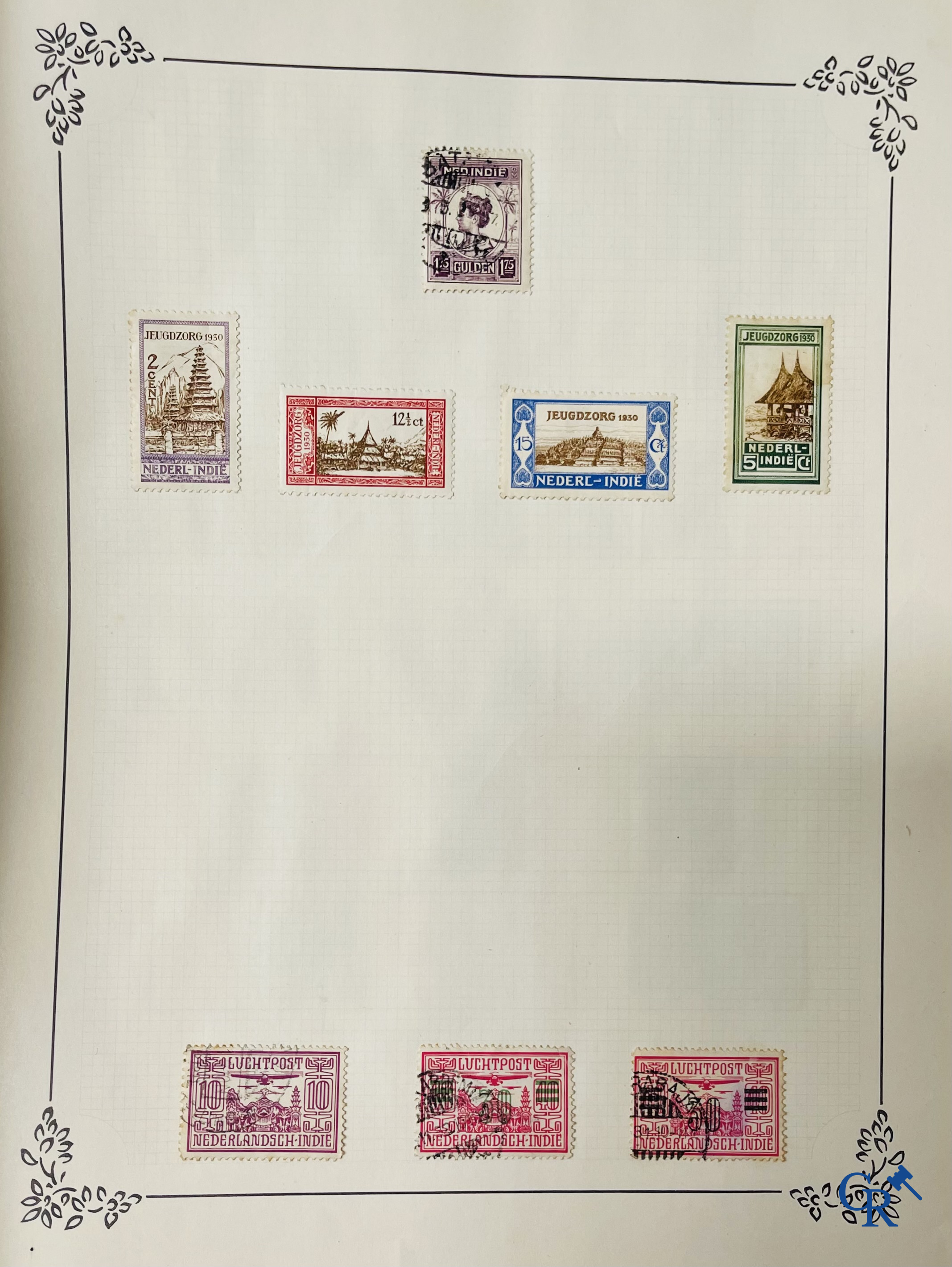 Filatelie. Album met verschillende zeldzame antieke postzegels, waaronder vroege Belgische postzegels.