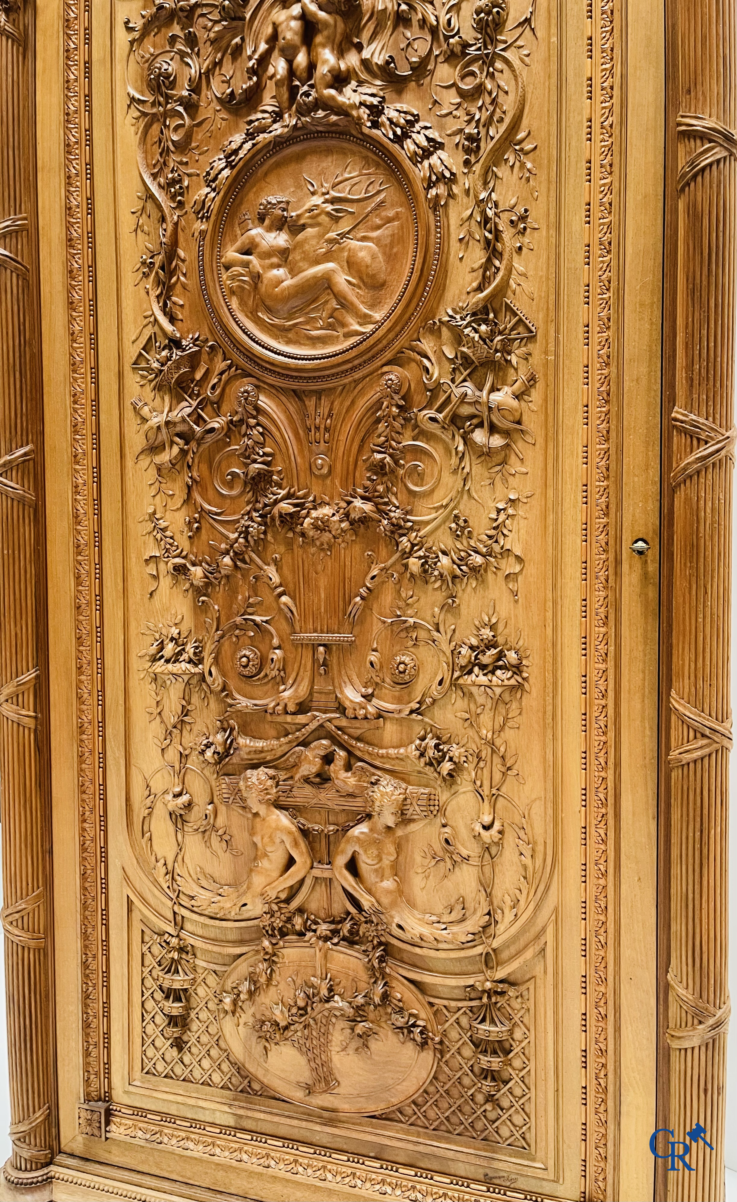 Cazanave Frères à Carcassonne. A rich and finely carved piece of furniture in LXVI style.