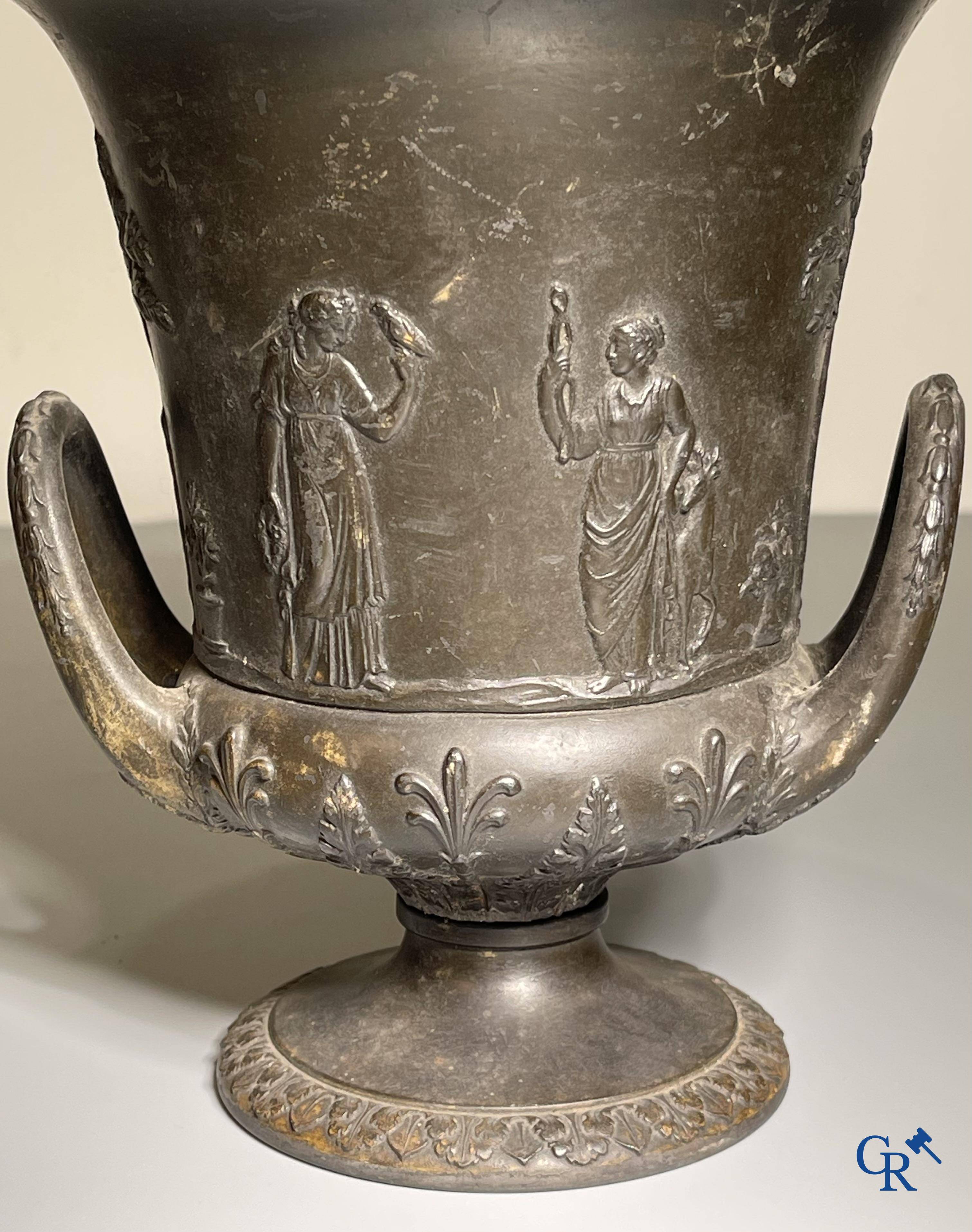 Wedgwood, a late 18th century Medici vase in black basalt.