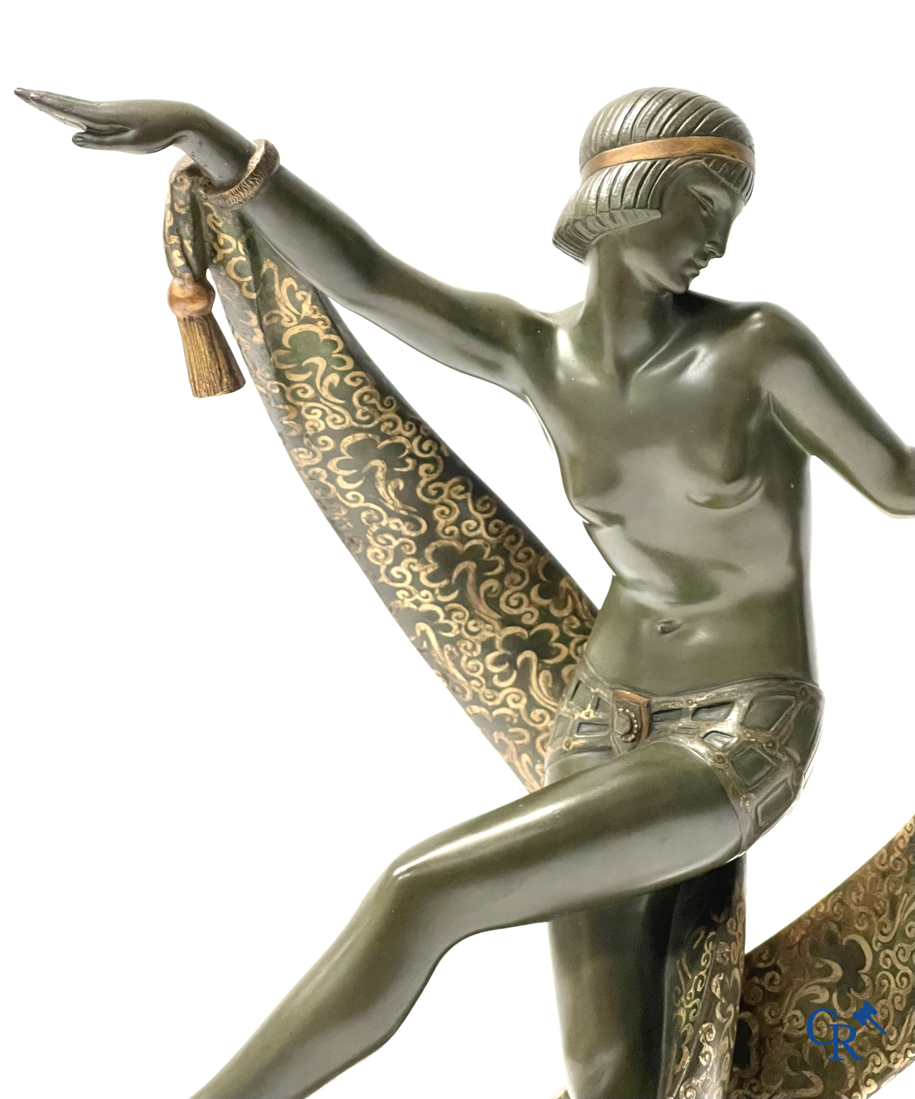 Fanny Rozet (1881-1921), Art Deco sculpture in patinated and damascened bronze. Signed.