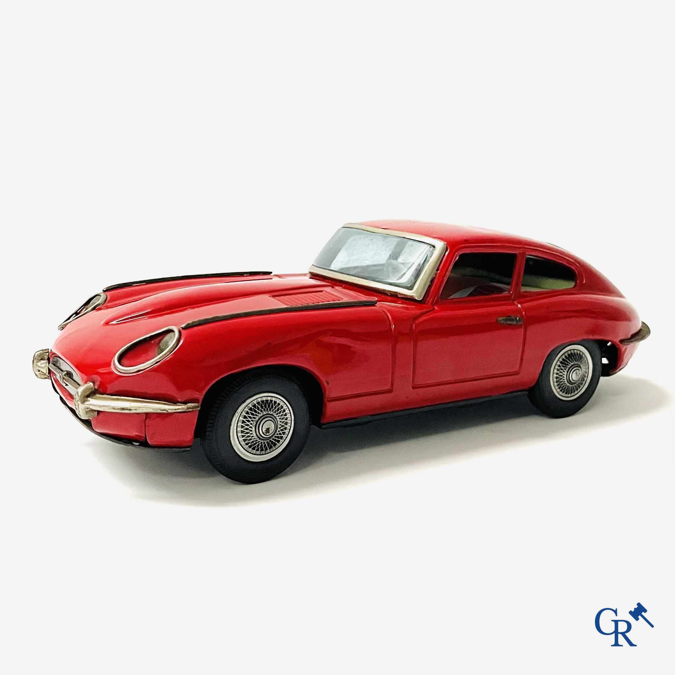 Nomura Toys, TN, made in Japan, Jaguar E-Type in blik met frictie aandrijving. Jaren '60.