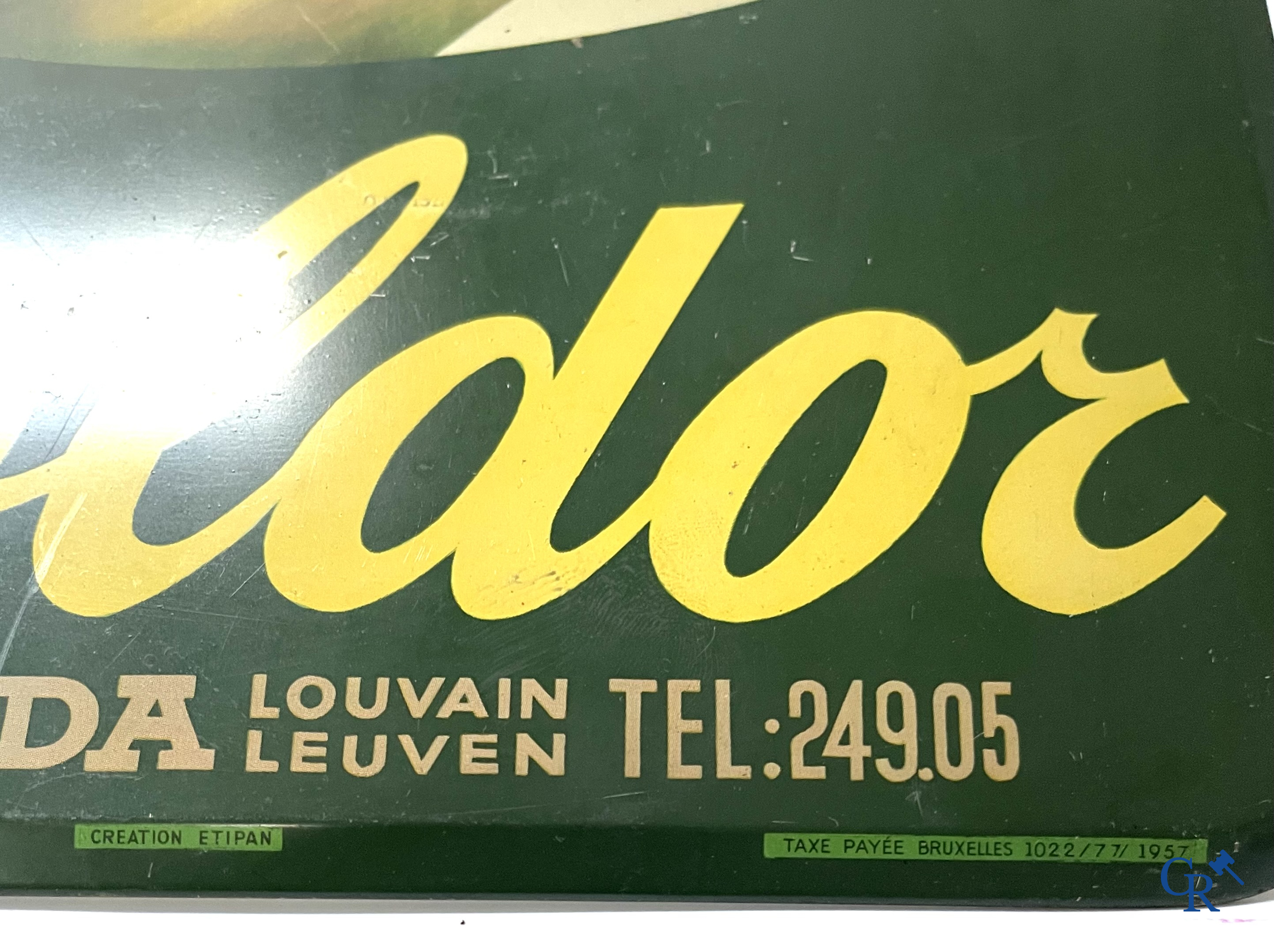 Goldor, Brouwerij Breda te Leuven. Publiciteit voor Goldor Pils gedrukt op metaal. Creation Etipan Bruxelles 1957.