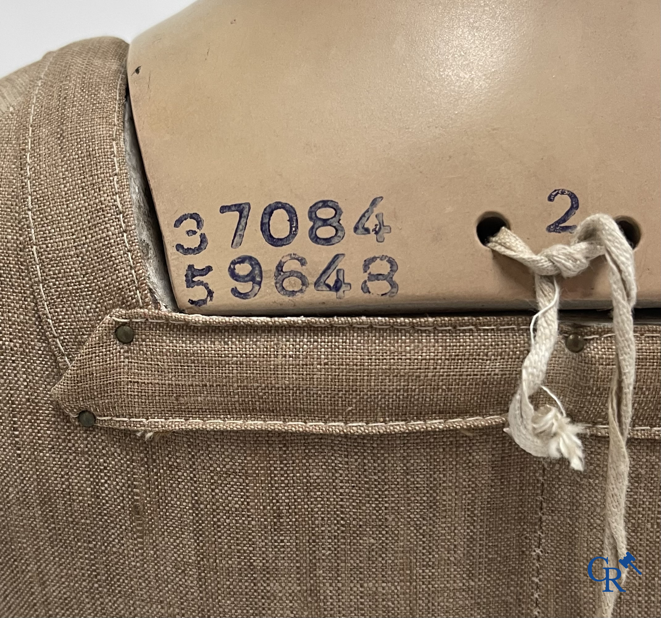 Siegel Paris, Art Deco mannequin of a girl with plaster head. 1920's-1930's. Marked Siégel Paris.