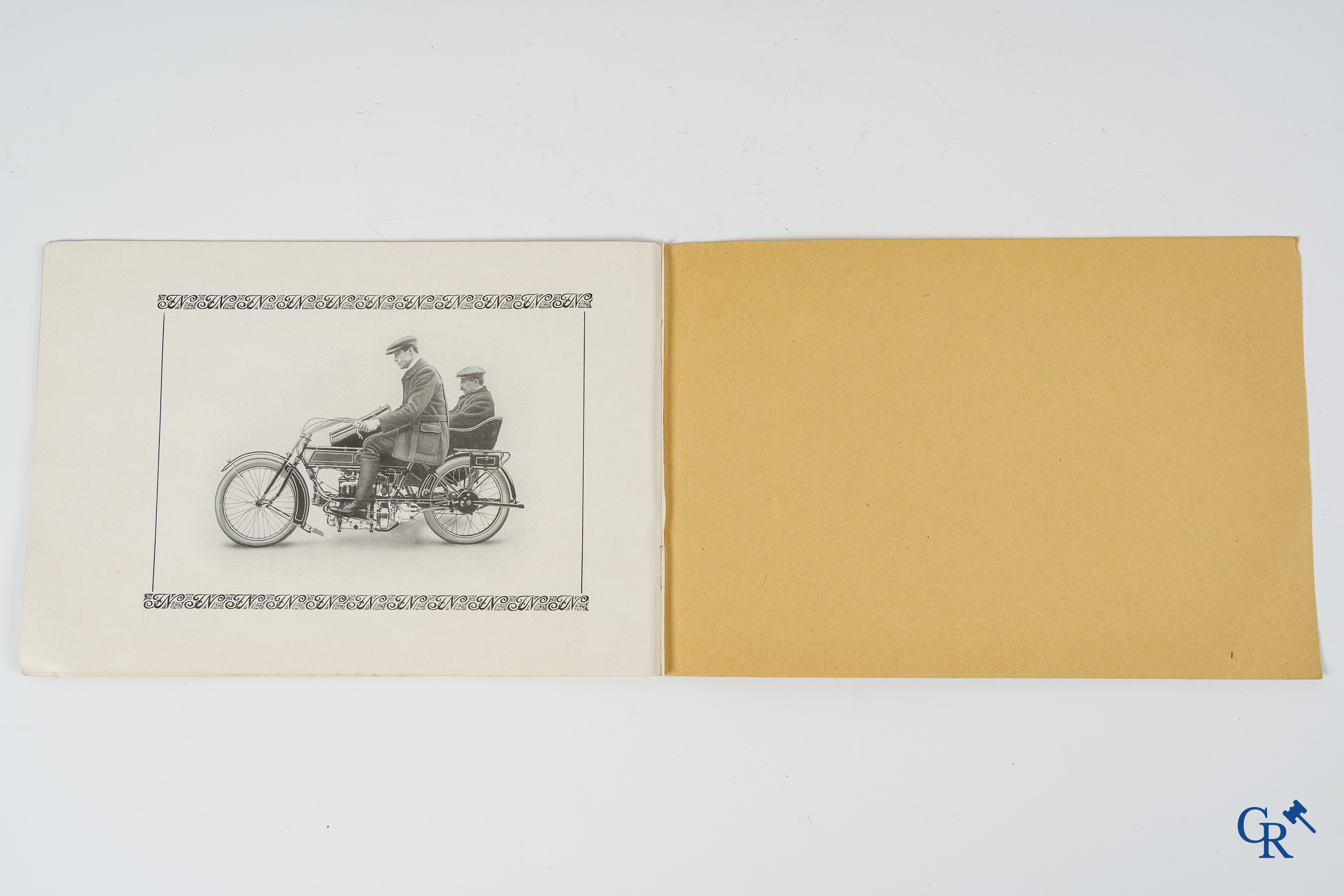 FN. Fabrique Nationale, Herstal Liège. Zeldzame originele publiciteitsfolder voor de motorfiets FN Type 700.