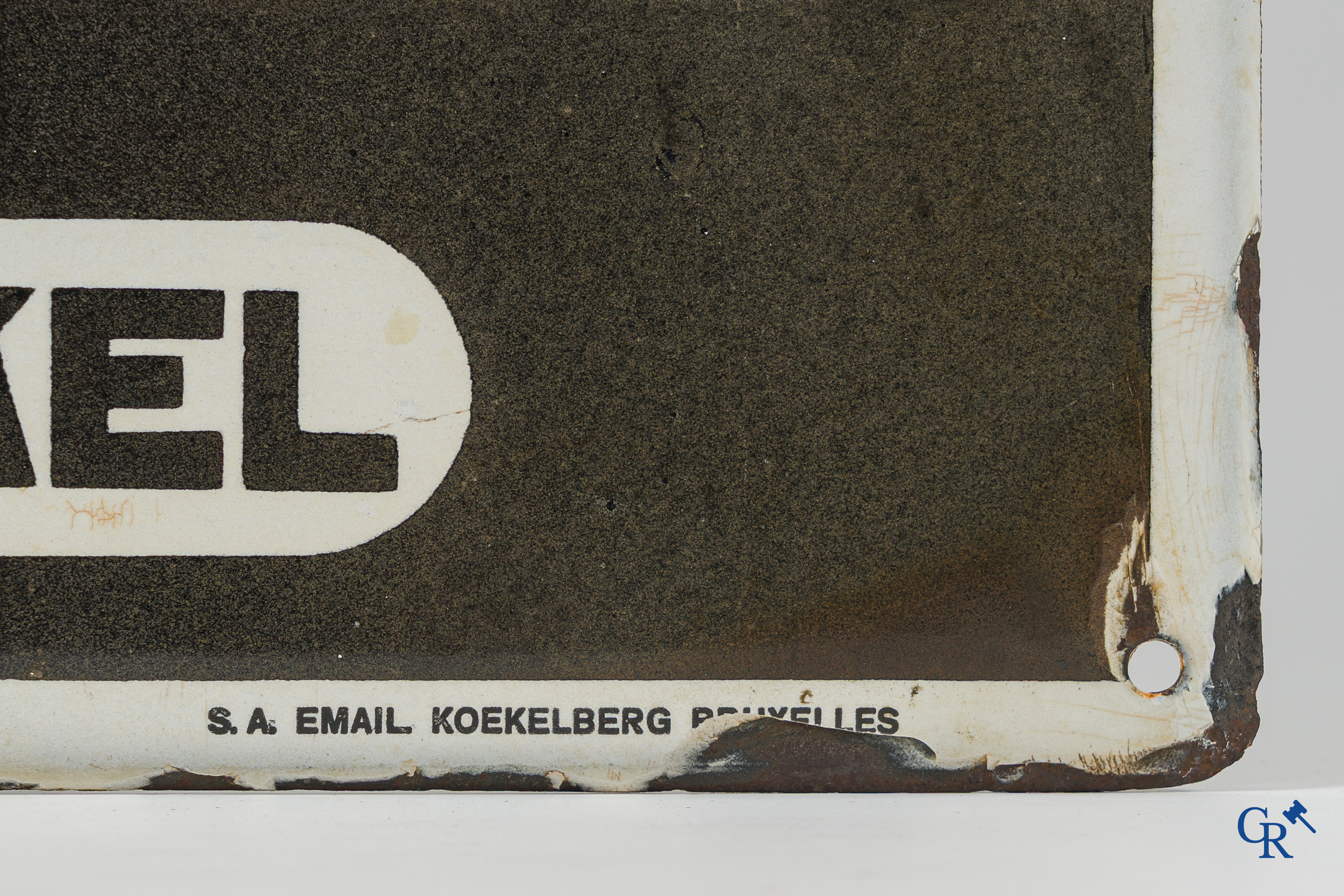 Konings Bronnen. Rare enamel advertising sign for the KaBé spring water of Nederbrakel. Emaillerie Koekelberg 1933.