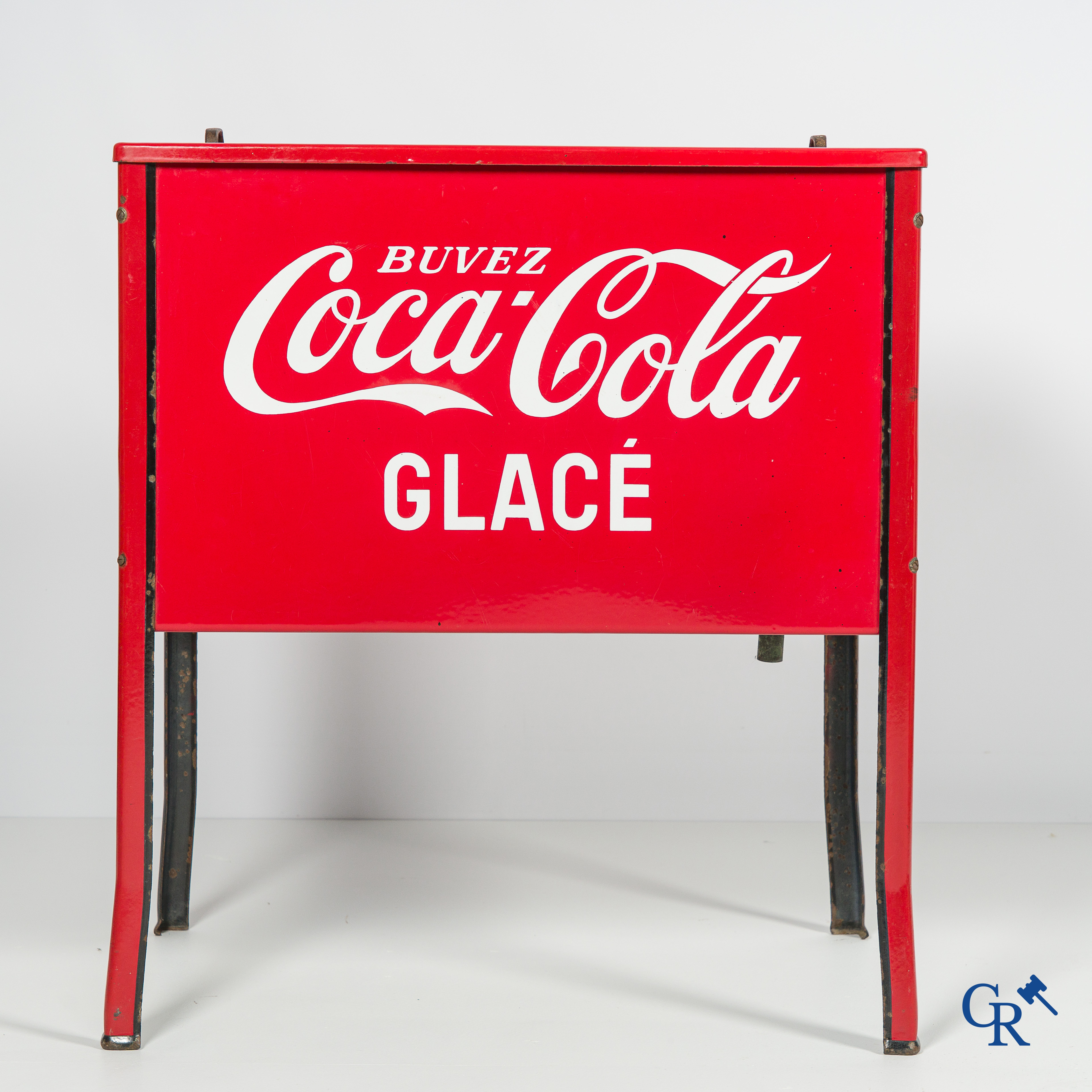 Coca-Cola. Rare ice cooler in enameled metal. Belgian fabrication, circa 1940-1950.