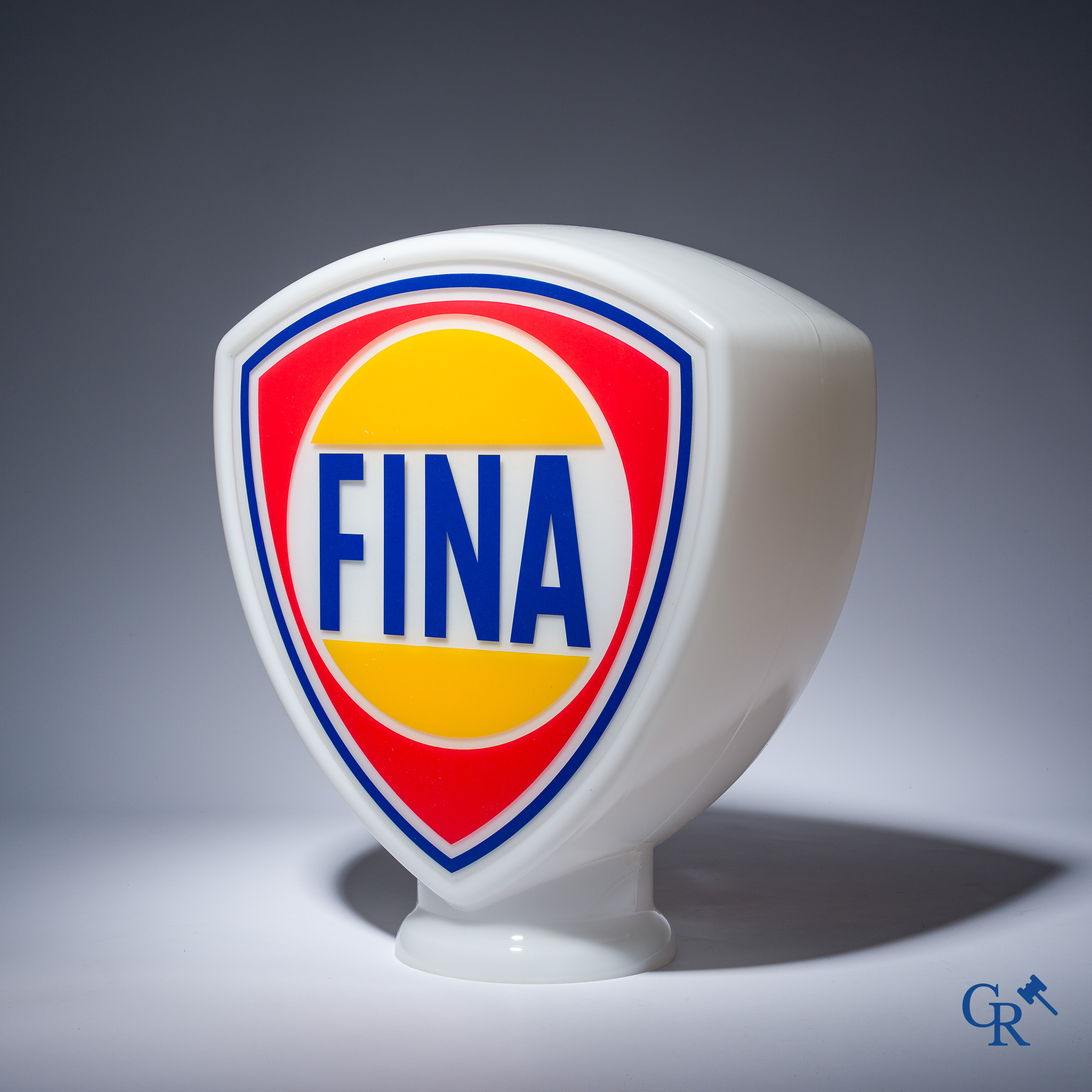 Automobilia, Fina. Original lighting globe for a petrol pump in white opaline. 1950's.