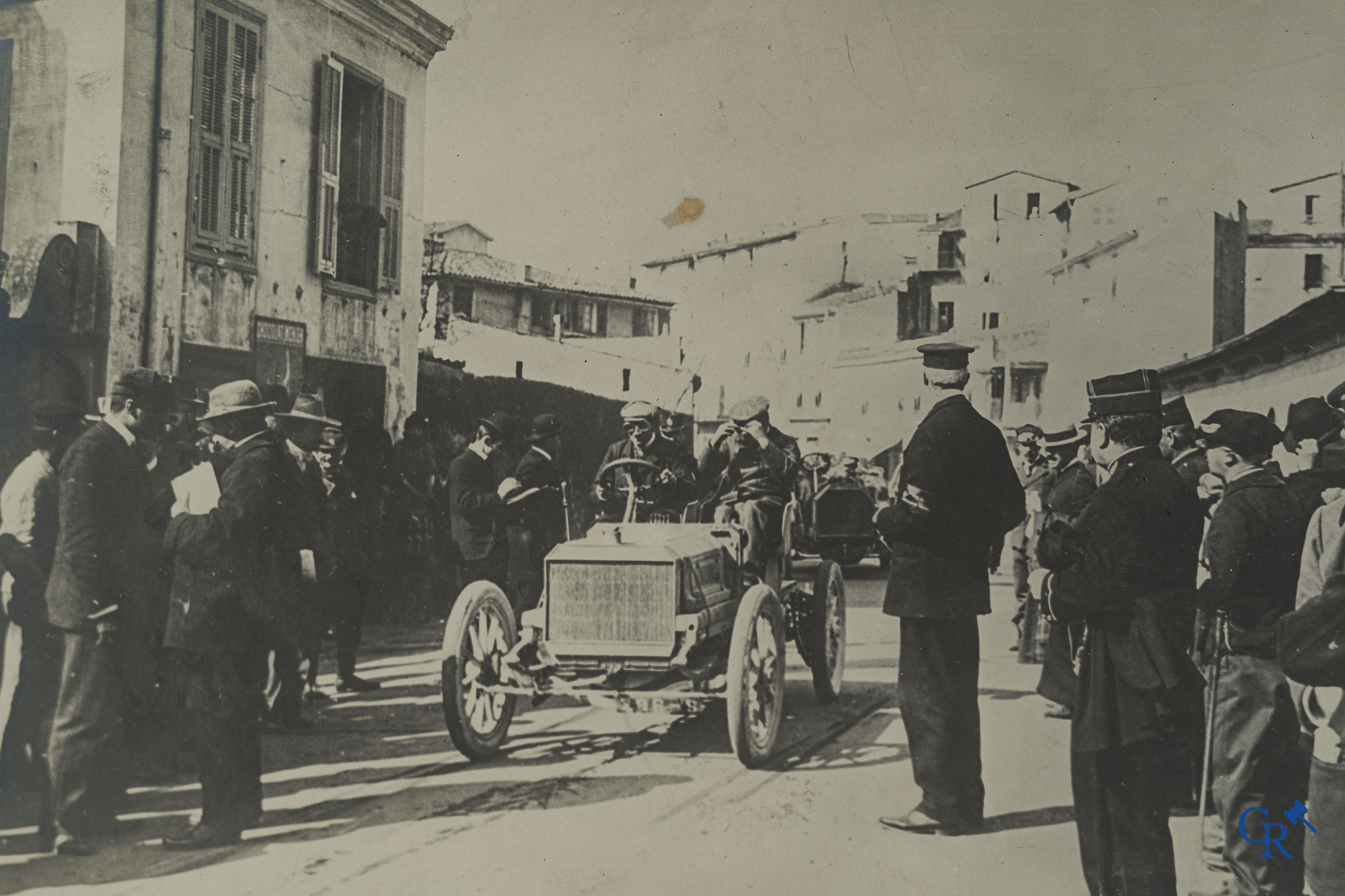 Automobilia. Photography, exceptionally large photo, the start of the Nice-La Turbie car race on 1 April 1903. Early 1900.