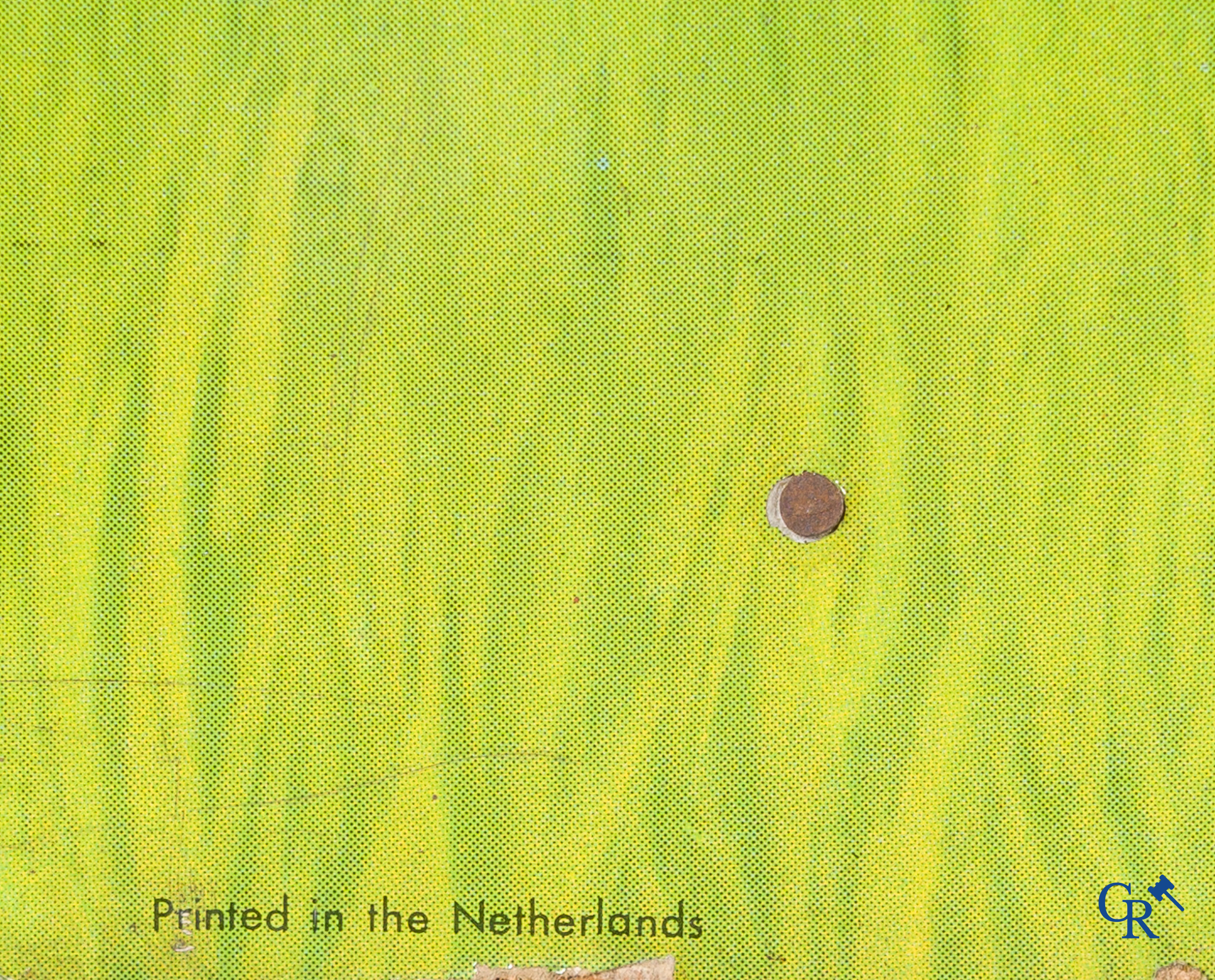 Agfa, Publiciteitspaneel met een zwarte en een witte poedel voor Agfacolor Negativfilm en Isopan. papier op multiplex.