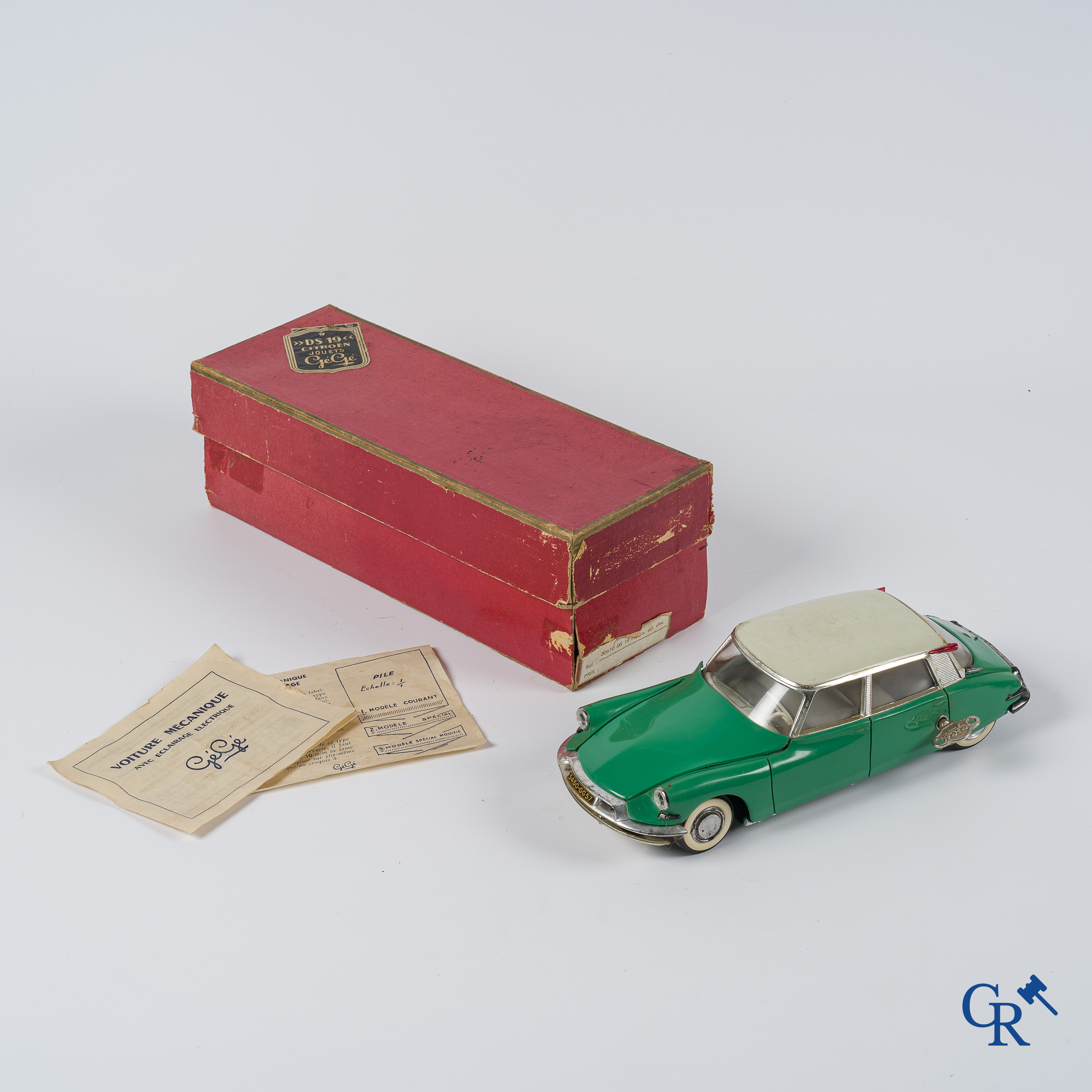 Old toys. Gégé, France. Citroen DS 19 with mechanical engine and electric lighting.
