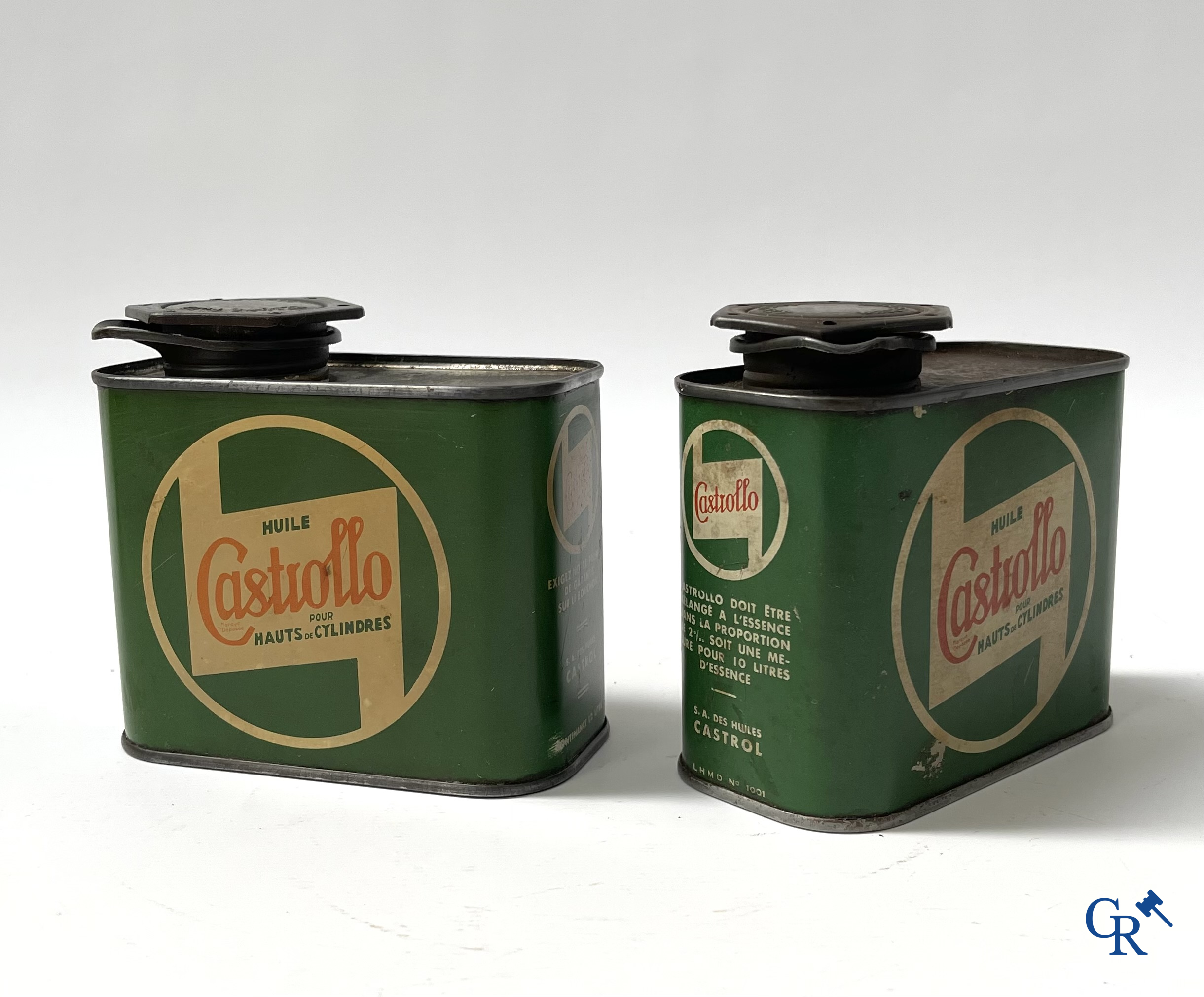 Automobilia, Lot oil cans. Gulf, Gulflube Motor oil 10L., Cargoyle-Mobiloil, Bret-oil, Castrollo. 1930's-40's-50's.