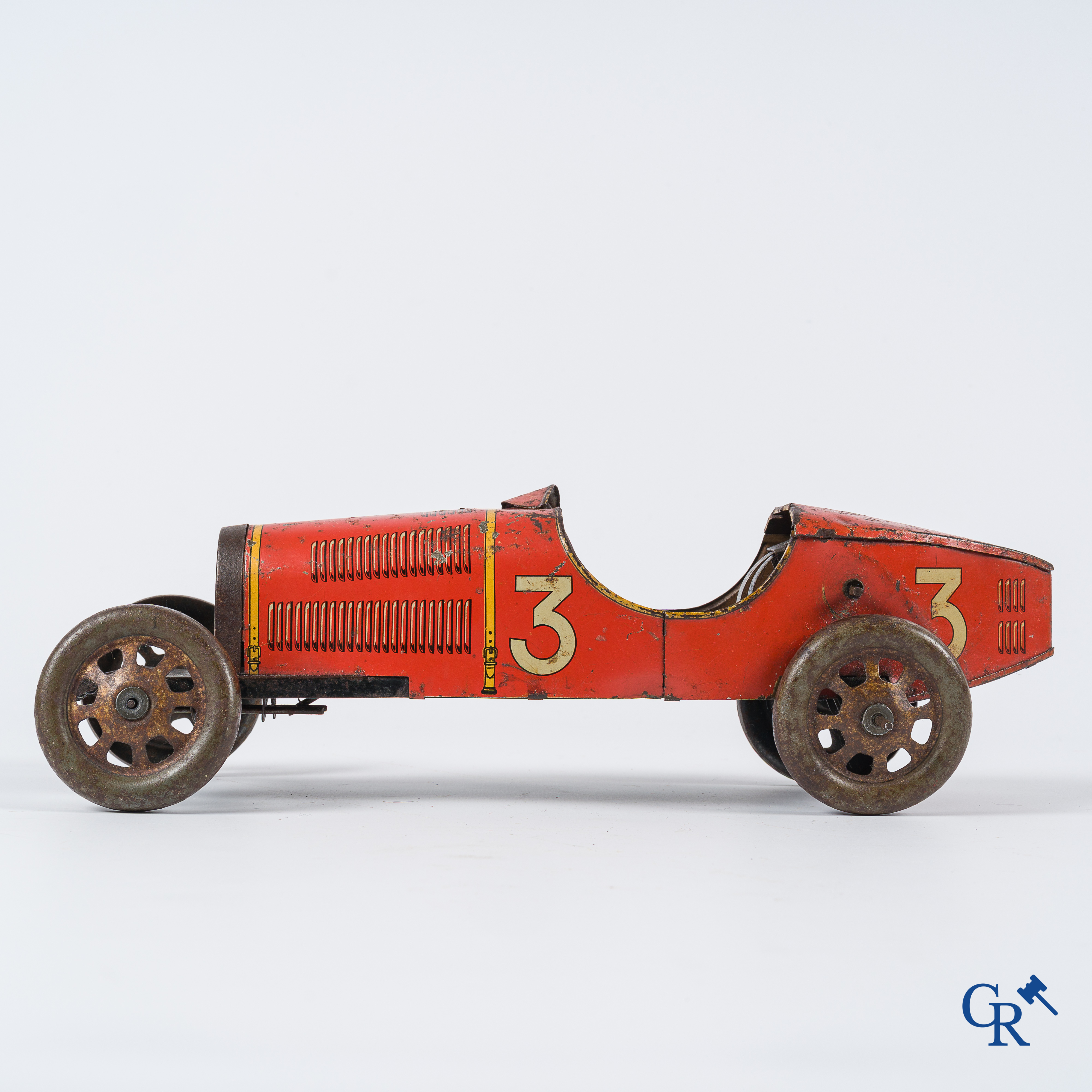 Old Toys. Jep, France. Bugatti n°3, mechanical racing car in painted tin. Circa 1930.