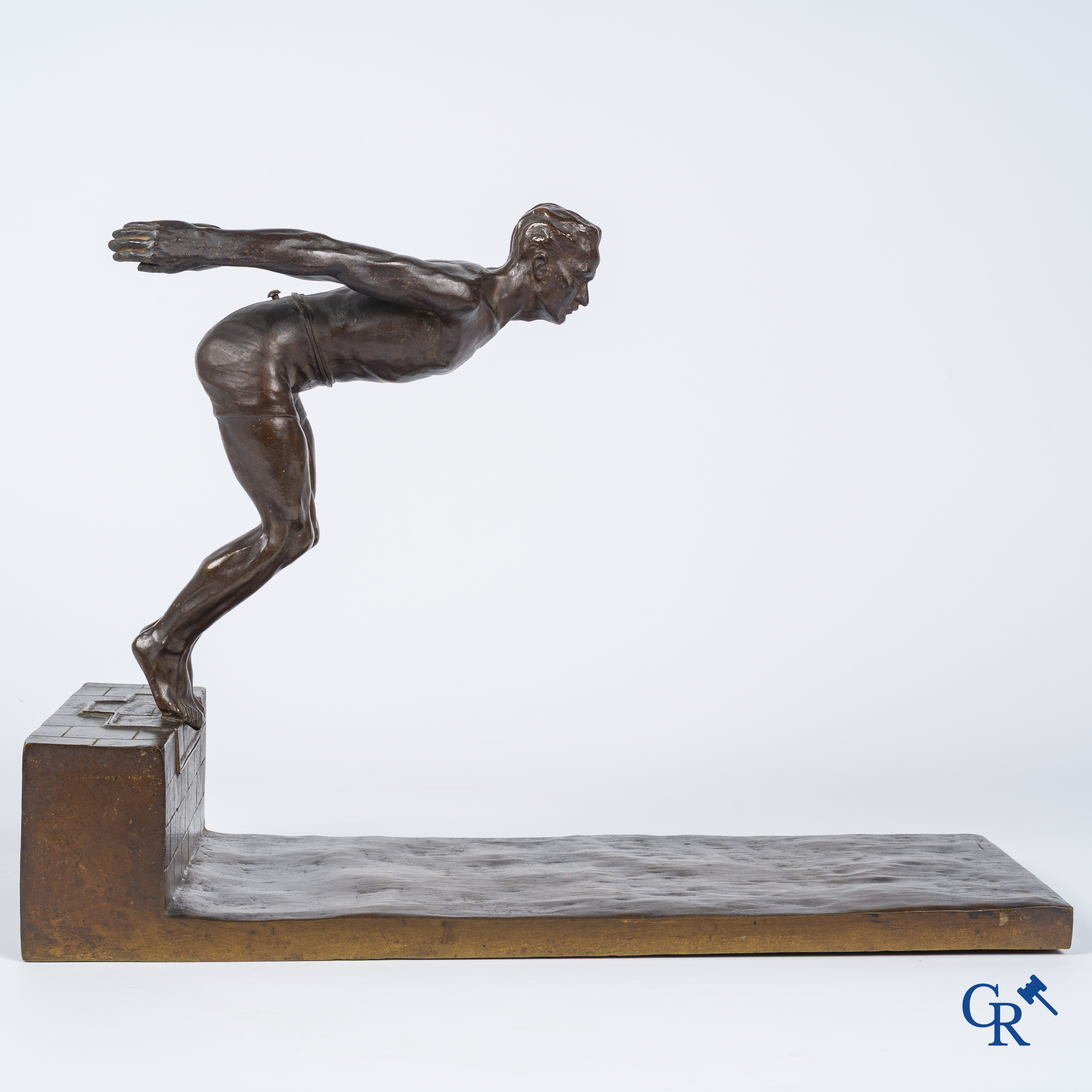 J. Duquet. Art Deco. Bronze statue of a swimmer "The dive" Brown patina. Signed. Circa 1930.