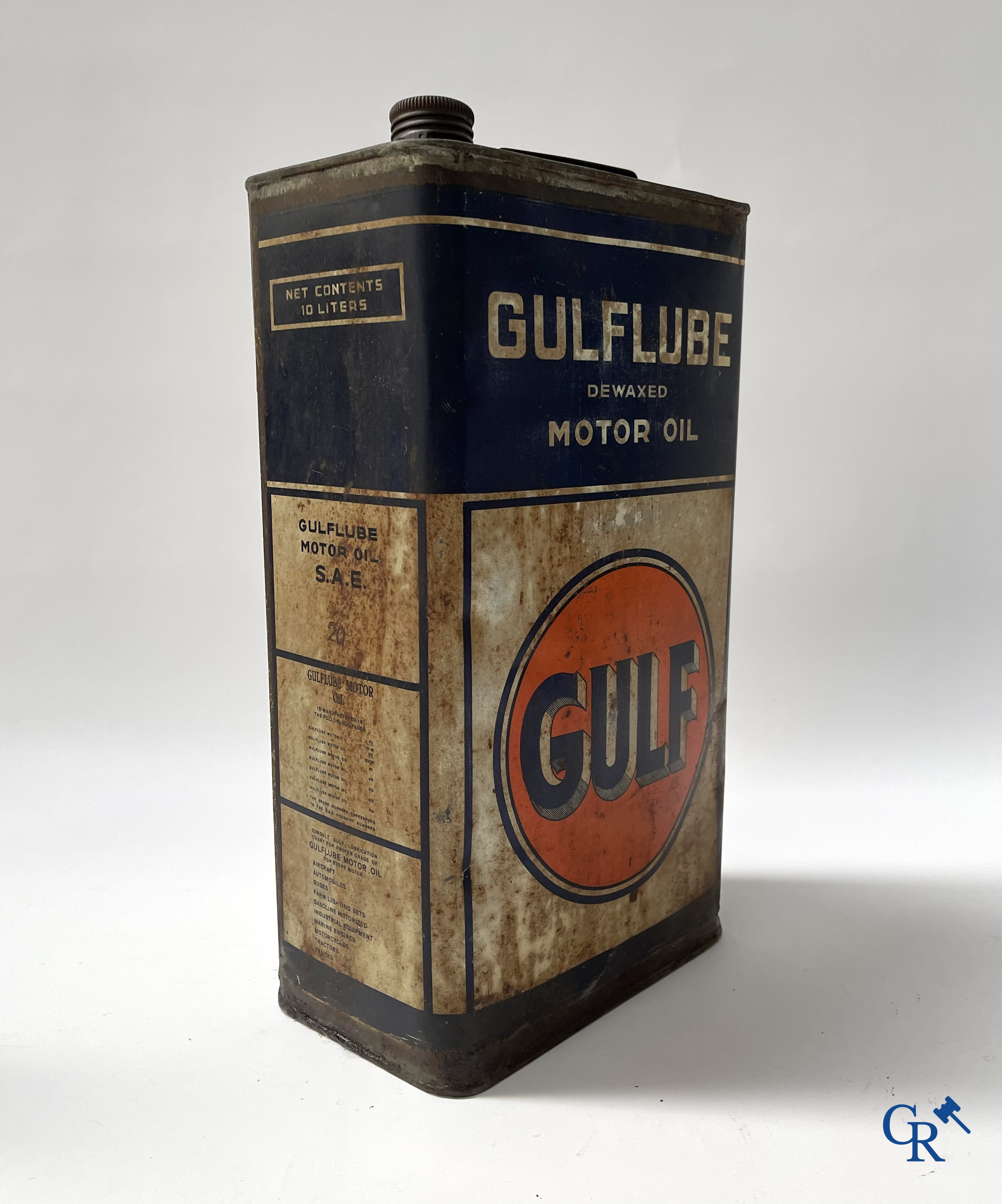 Automobilia, Lot oil cans. Gulf, Gulflube Motor oil 10L., Cargoyle-Mobiloil, Bret-oil, Castrollo. 1930's-40's-50's.