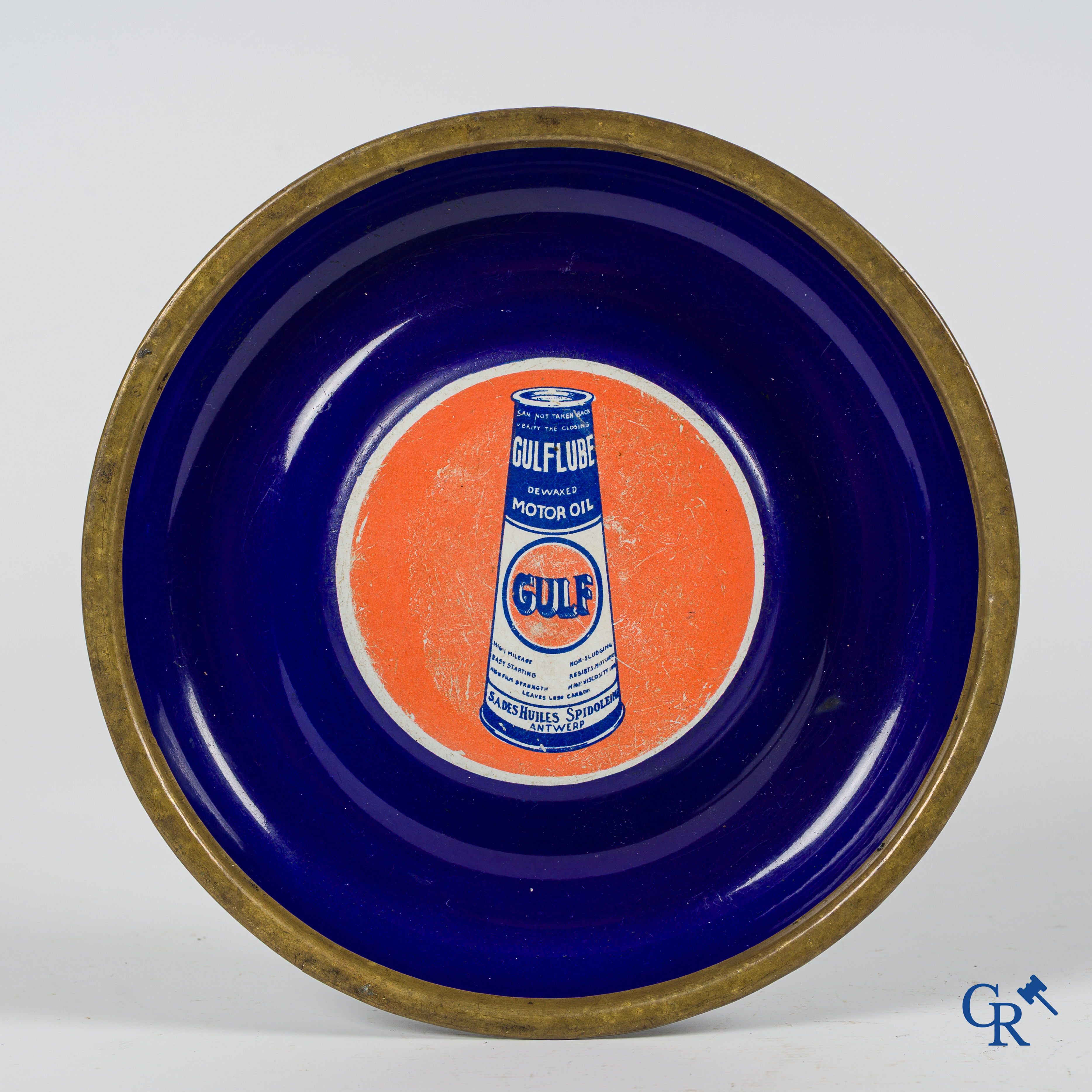 Gulf, Gulflube engine oil. Money tray in enamelled metal depicting a conical Gulf oil can.