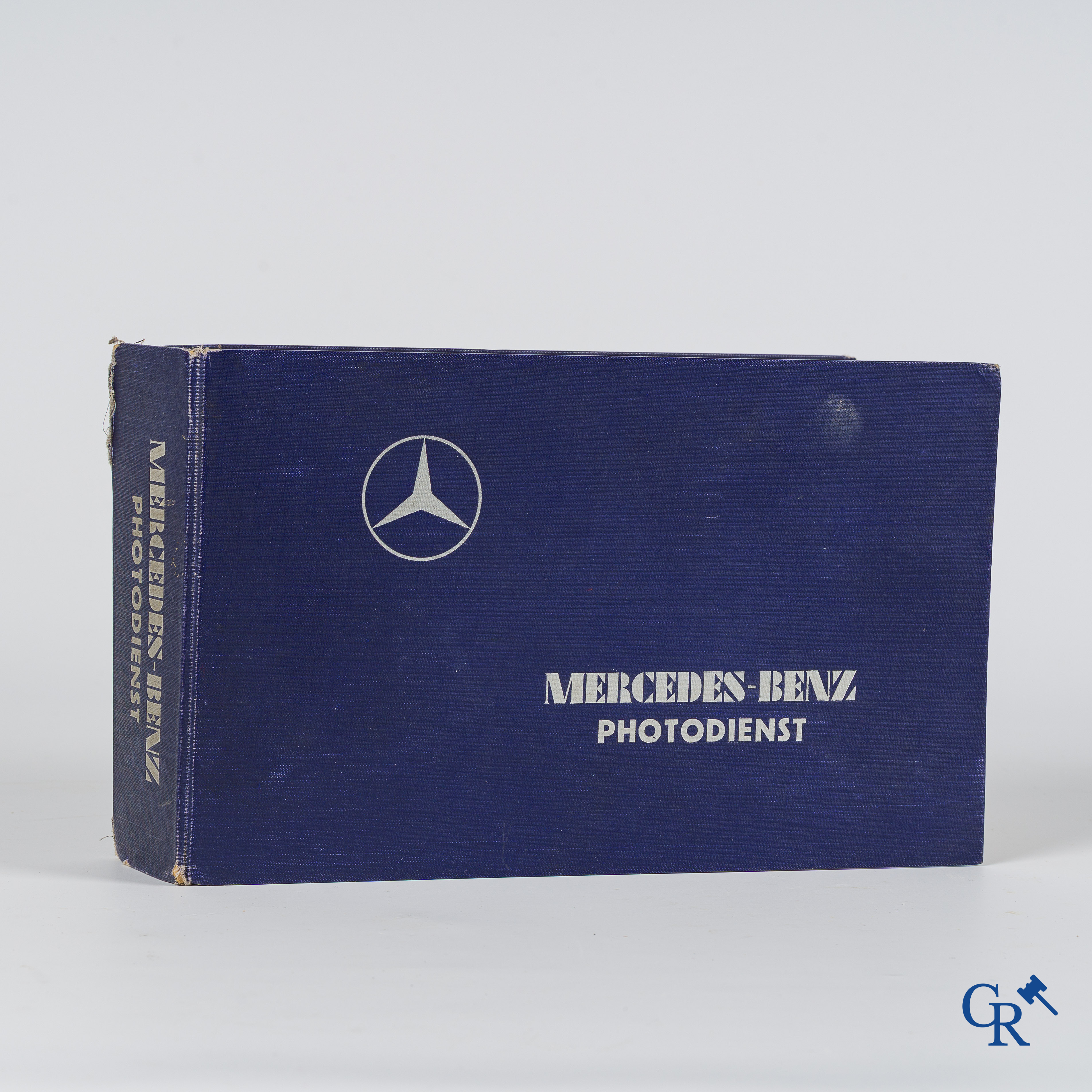 Mercedes-Benz Photodienst. Daimler-Benz A.G. Map with photo collection from 1937. Visual Department, Stuttgart.