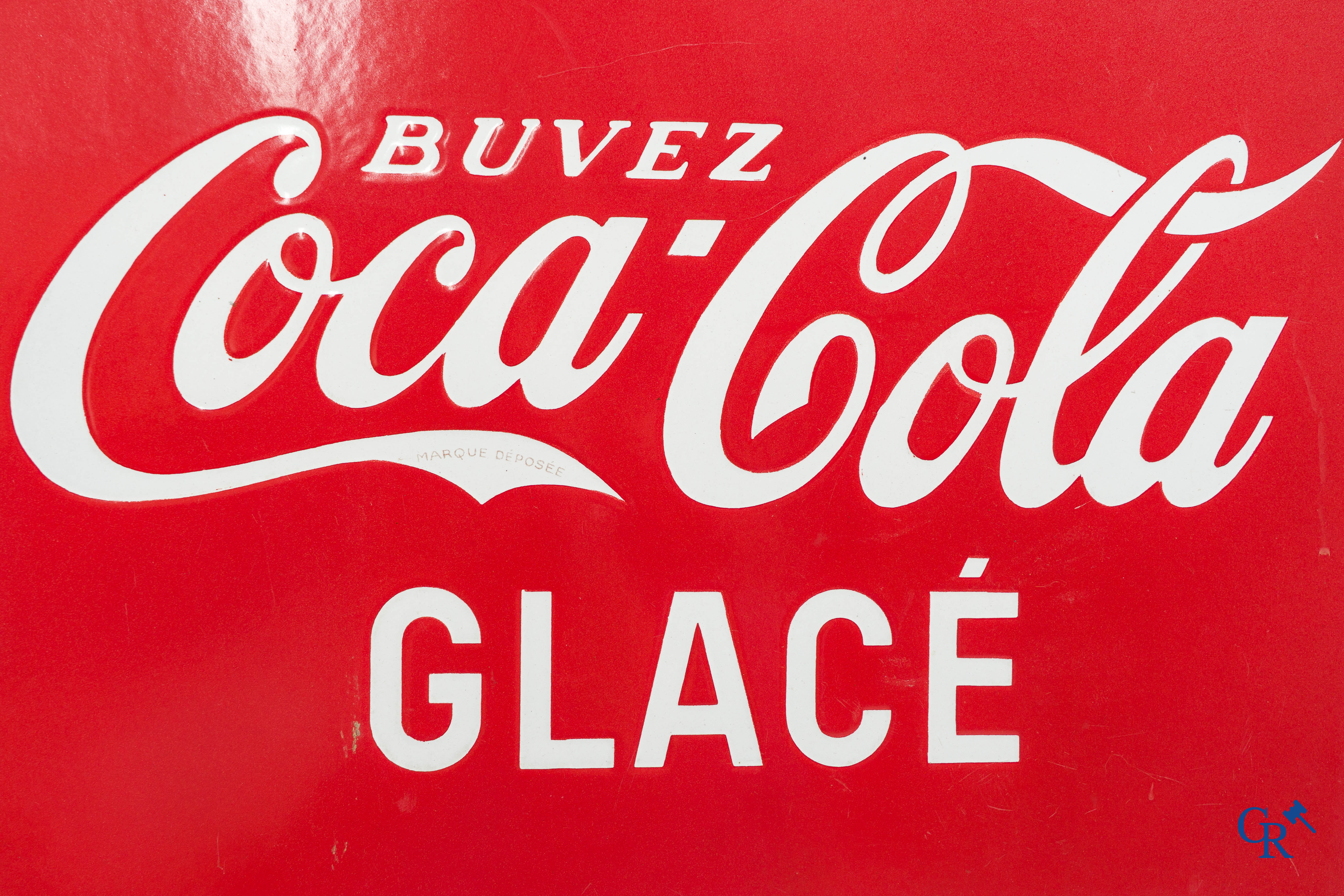 Coca-Cola. Rare ice cooler in enameled metal. Belgian fabrication, circa 1940-1950.