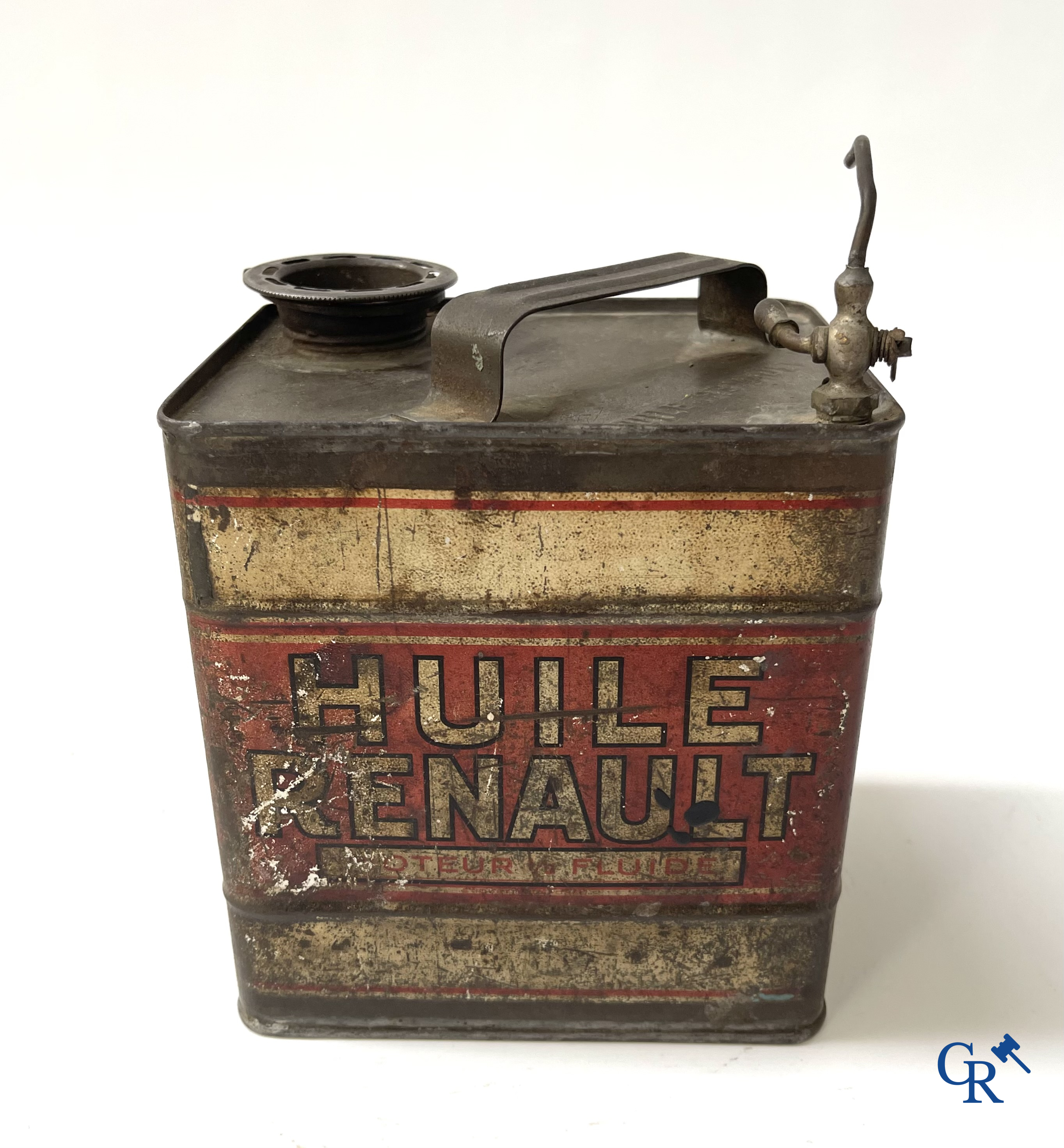 Automobilia. 3 early oil cans for car engine oil. Huile Renault, Huile CIP Motrix, Huile Vitesse. Circa 1920.
