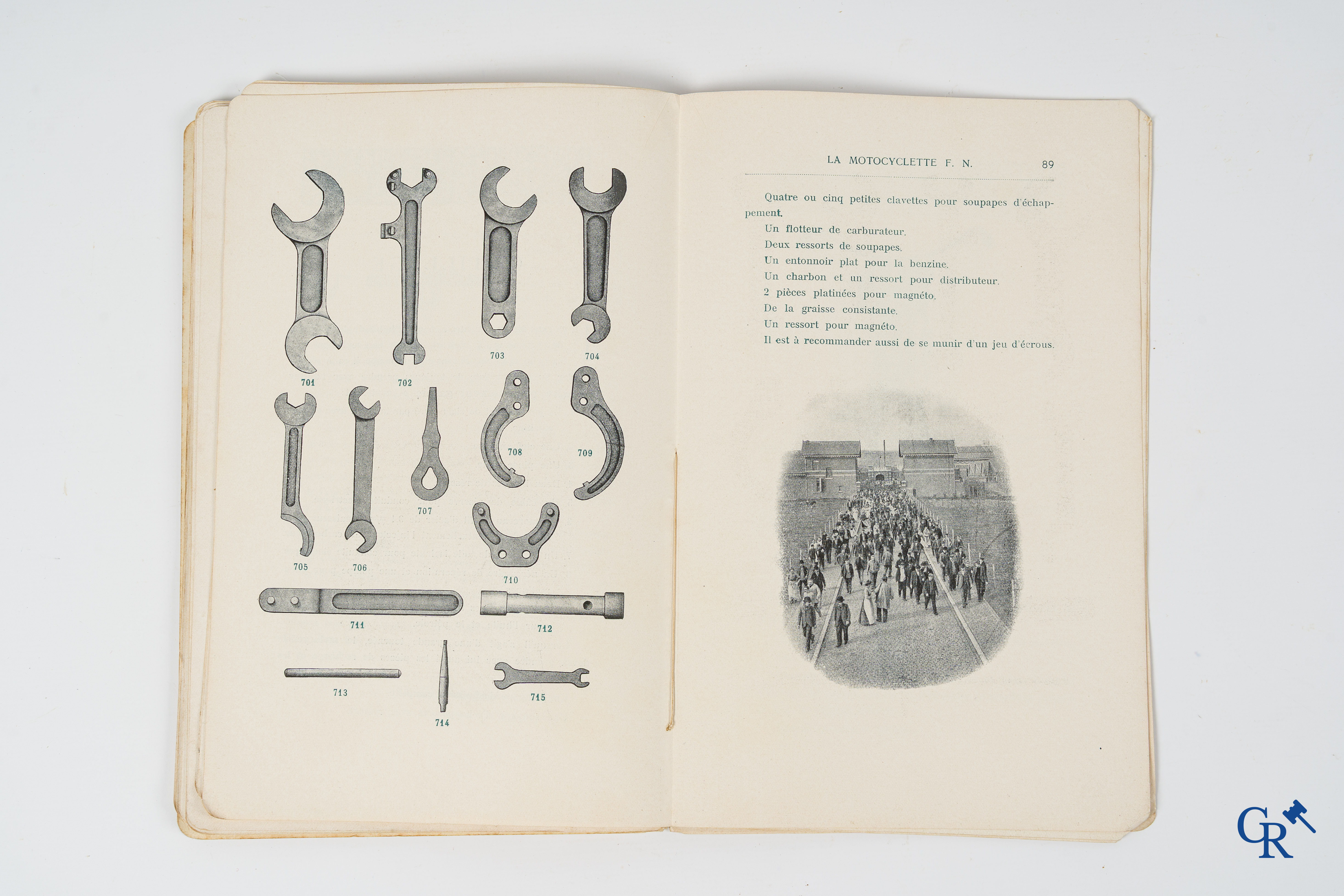 FN. Fabrique Nationale, Herstal-Liège. Original maintenance book for the 4 cylinder motorcycle F.N., model 1907.