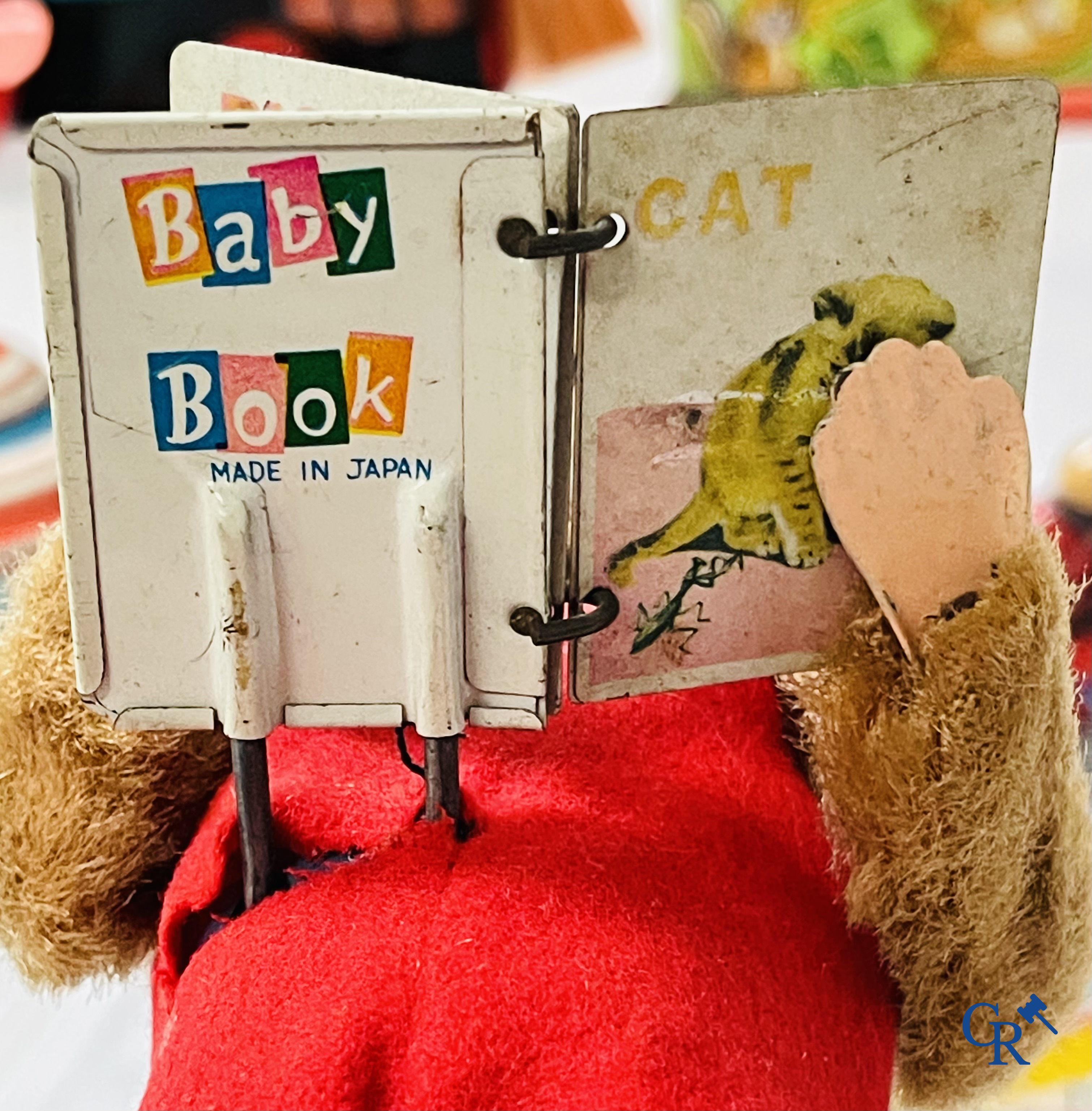 Oud speelgoed, een groot lot mechanisch blikken speelgoed, hoofdzakelijk Western Germany en Japanse makelij.