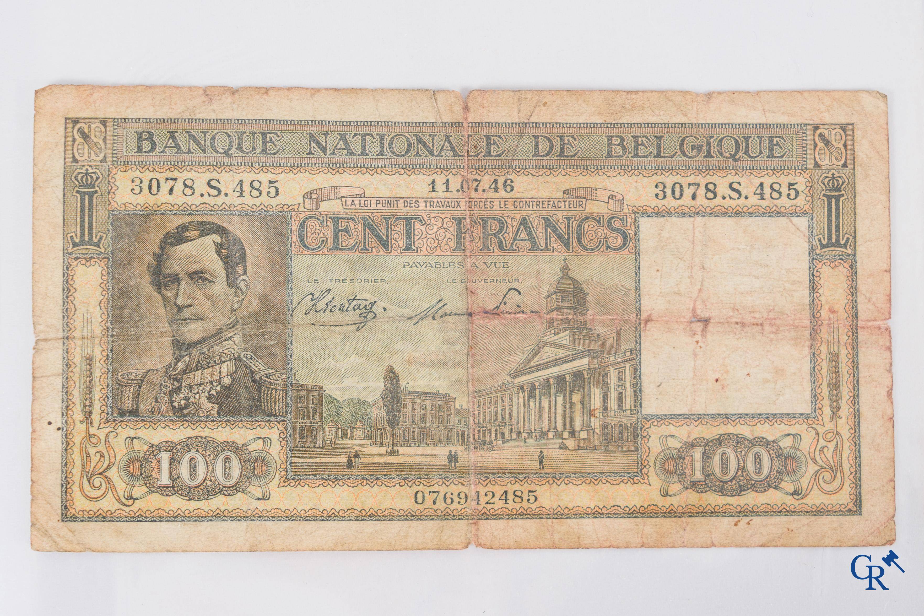 Pièces de monnaie et billets de banque, un lot avec des vieilles pièces, y compris de l'argent et des billets de banque.