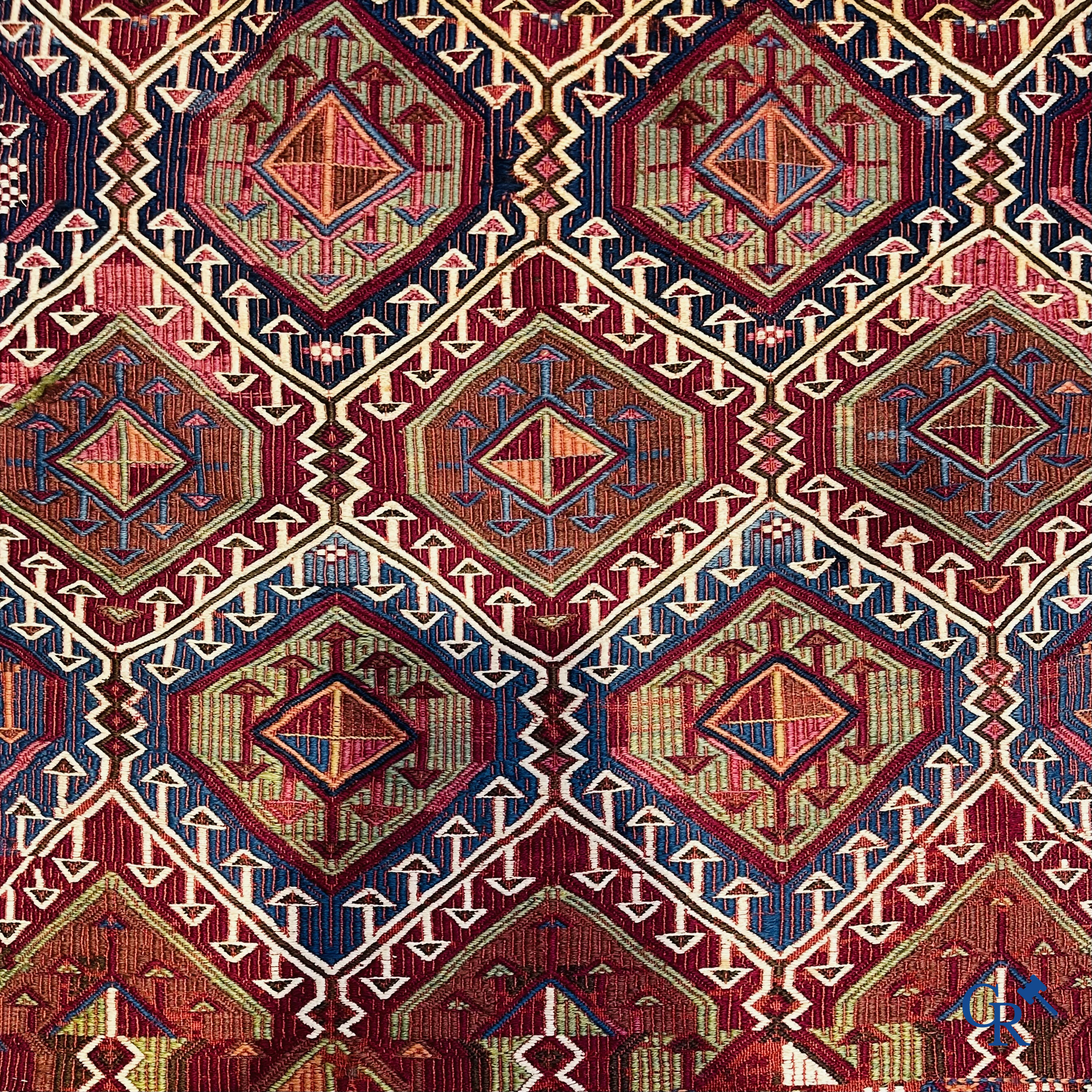 Oriental carpets: Small Oriental hand-knotted tapestry.