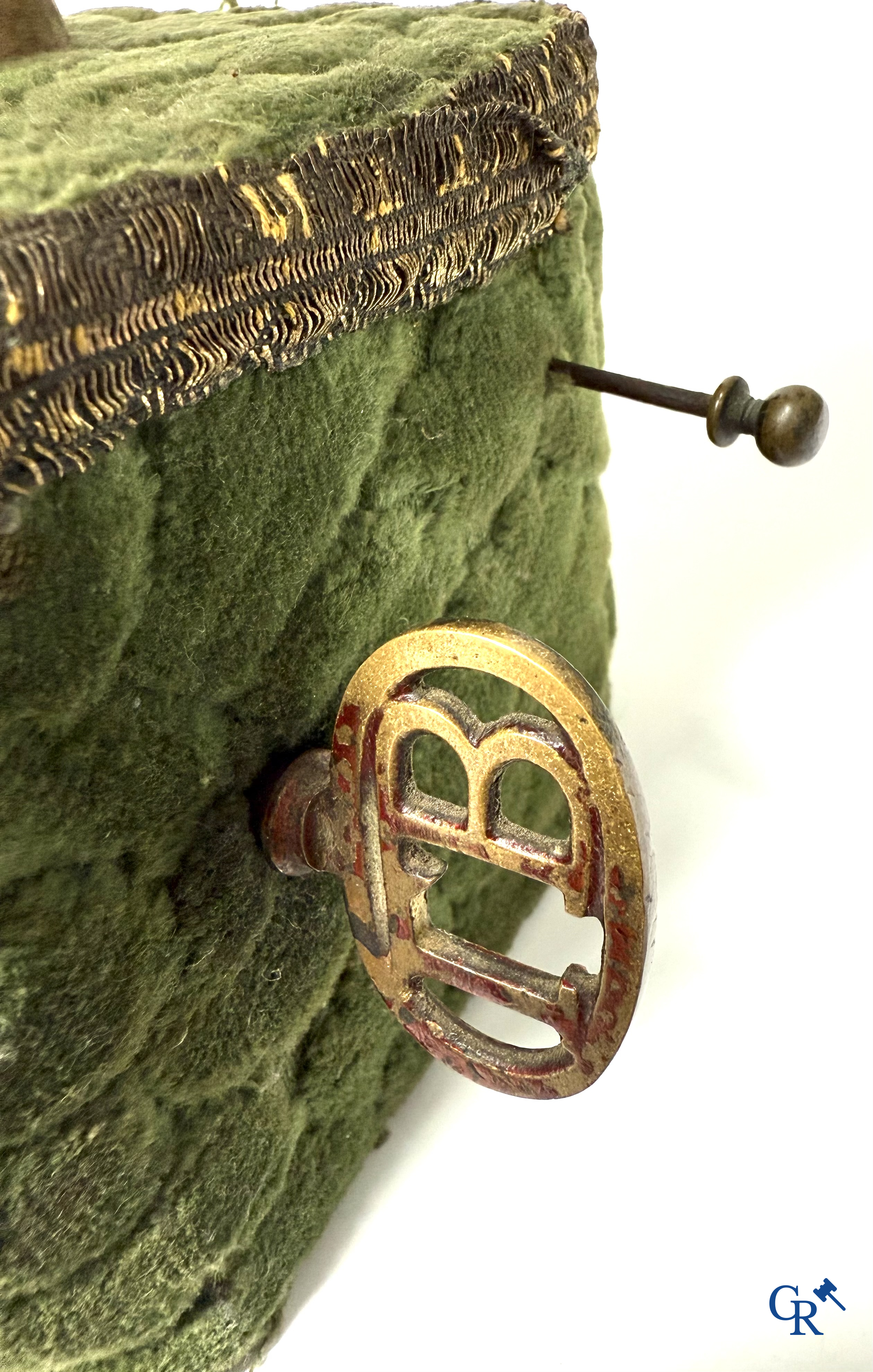 Lambert, Automaat. Clown met bewegingsmechanisme, muziek en porselein hoofd. Circa 1900.