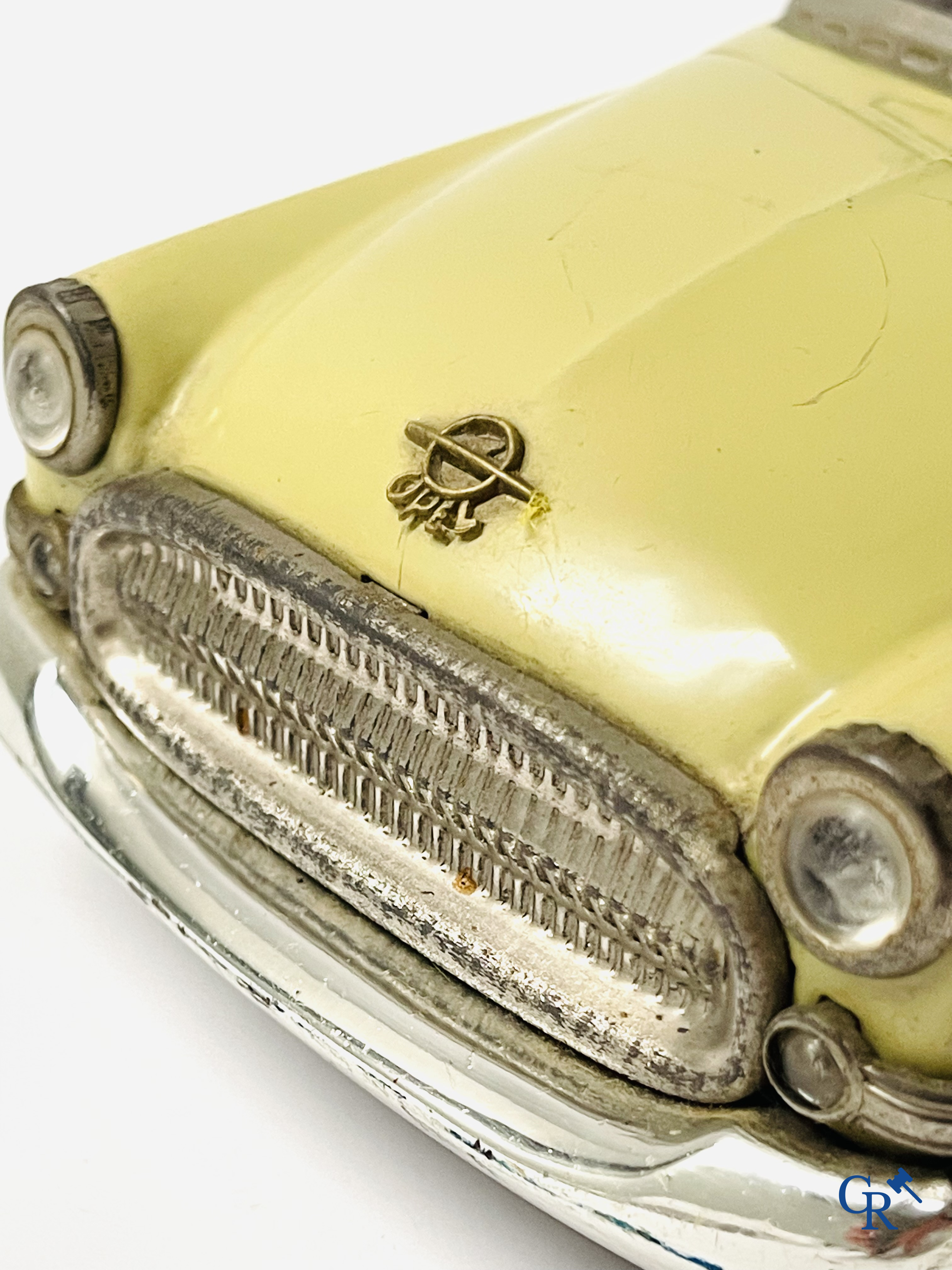 Old toys. Gama 400, Opel Kapitän in painted tin. Battery operated. 1950's.