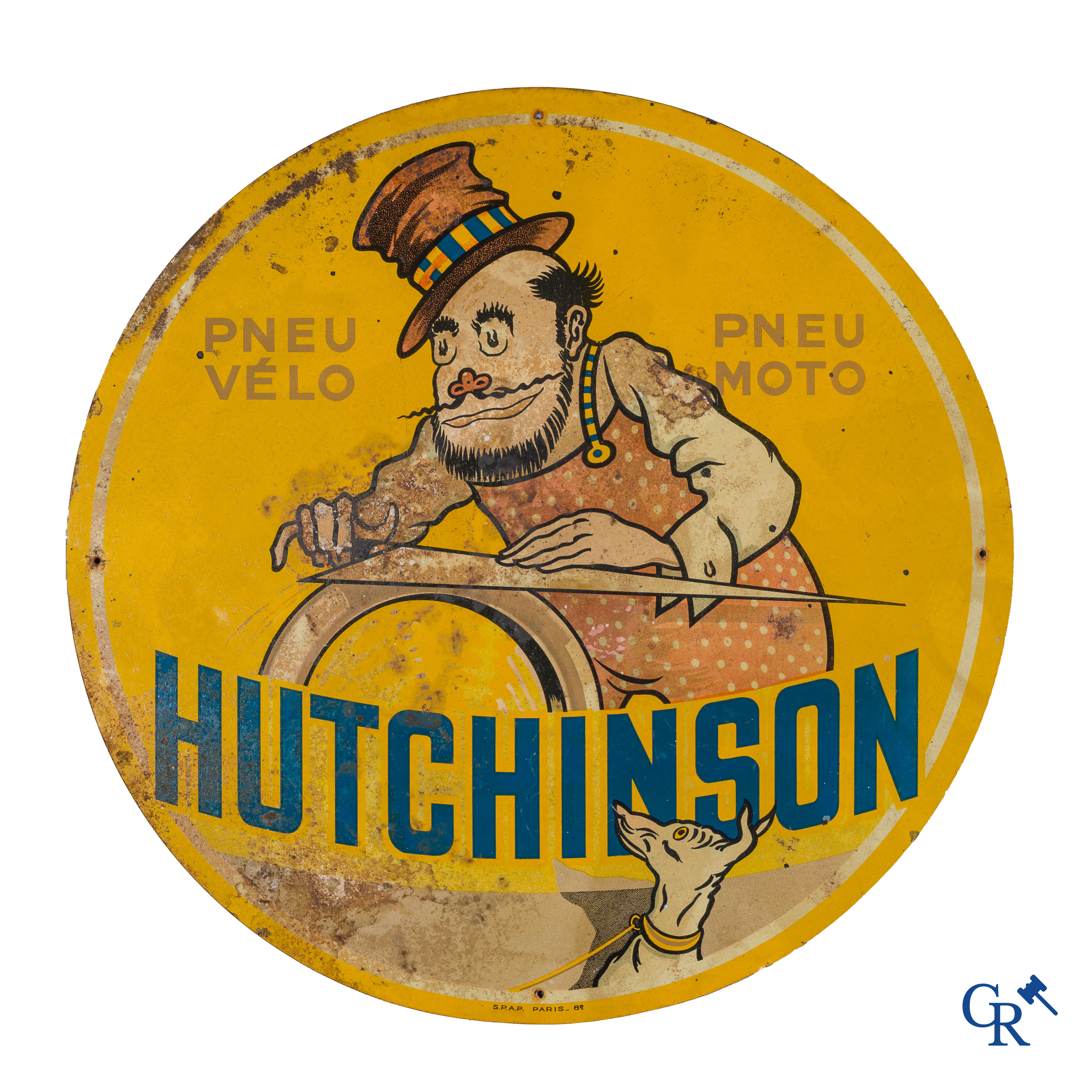 Hutchinson, Reclamebord in beschilderd blik met een illustratie voor fiets- en motorbanden.