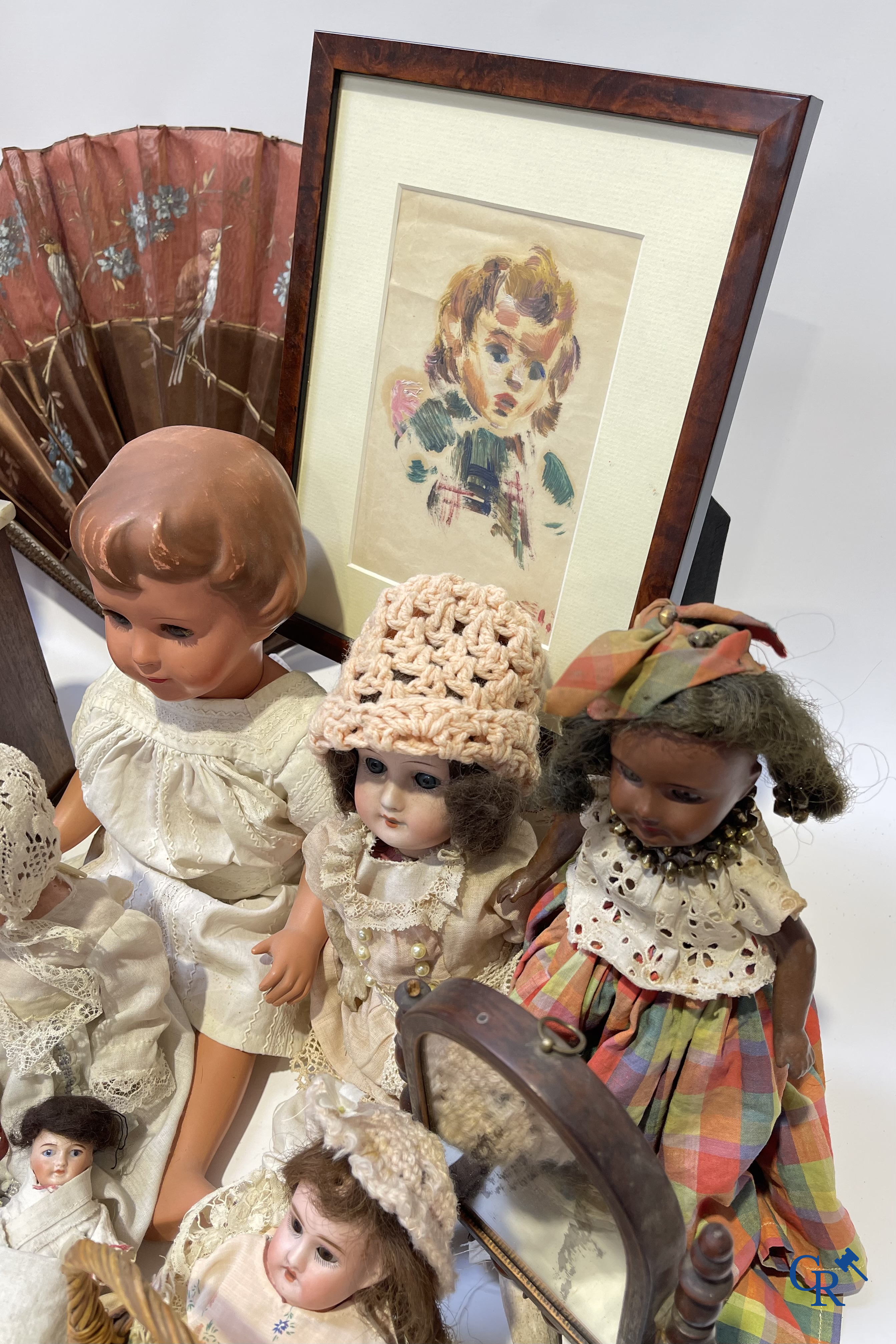 Old toys, a big lot with different antique dolls and collectibles.